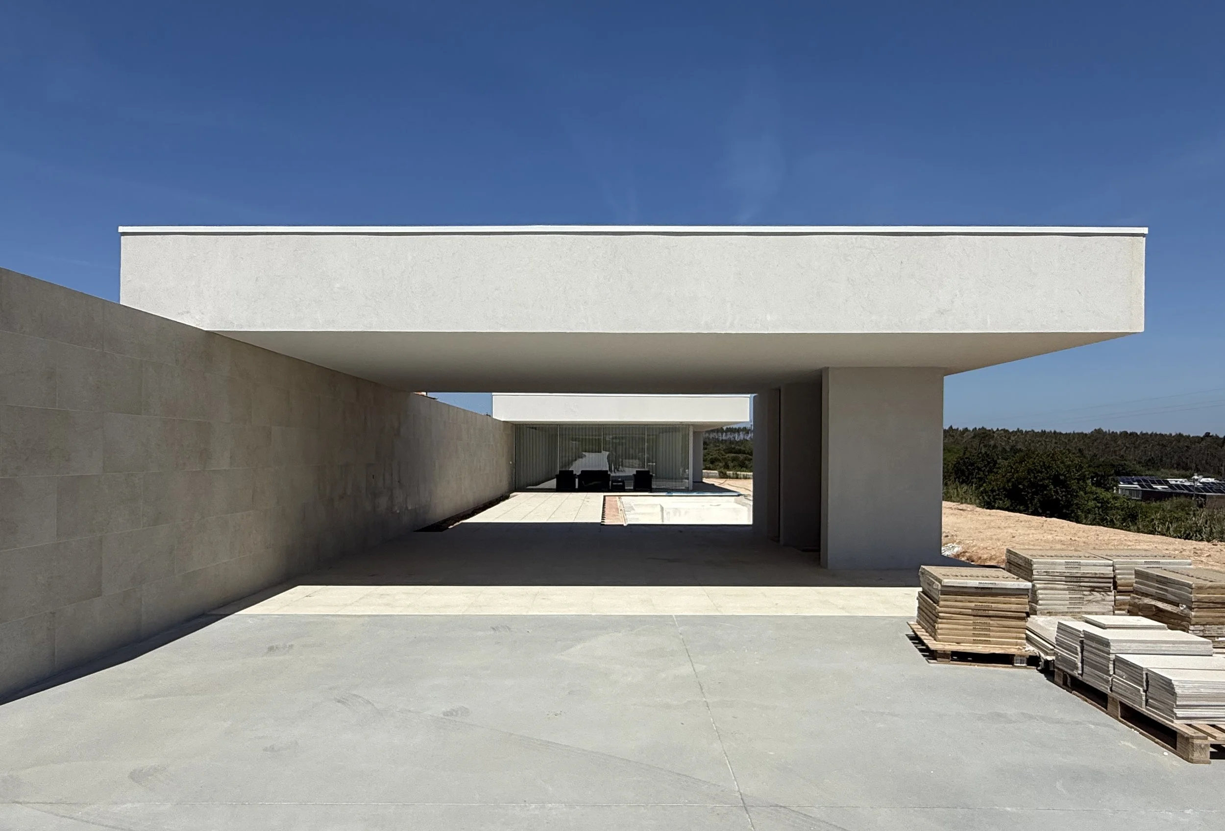 Imagem Exterior 02 - Tiago Frazão Arquitetos.jpg