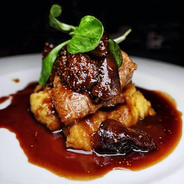 Power up with our Vitello dish. 💪 This most tender cut of veal in a Port wine reduction, served in a sweet potato pur&eacute;e and caramelized figs for an ever-so delicate and delightful taste.
📸: @omgitsbomb
.
.
.
.
#cardoncellodivino #newforkcity