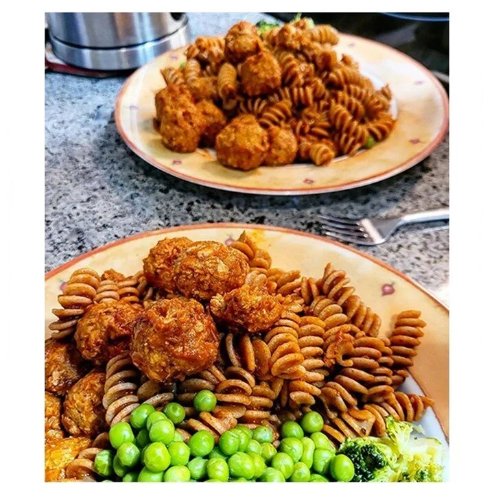 Living a well balanced life means living creatively. Express your passion for wonderful, healthy ingredients with Felicetti. Photo by @thinkplantbased // Vivre une vie bien &eacute;quilibr&eacute;e signifie vivre de mani&egrave;re cr&eacute;ative. Ex