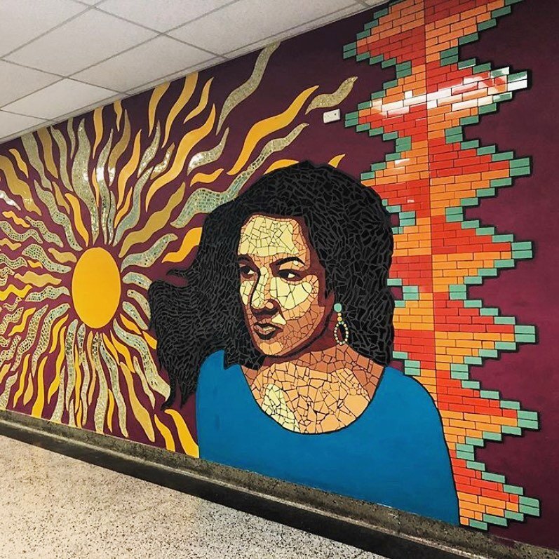As part of #hispanicheritagemonth, we are highlighting different murals that showcase influential Hispanic figures. 
Our mural at Gunsaulus Elementary tributes Sandra Cisneros, Mexican American author famous for her novel The  House on Mango Street. 