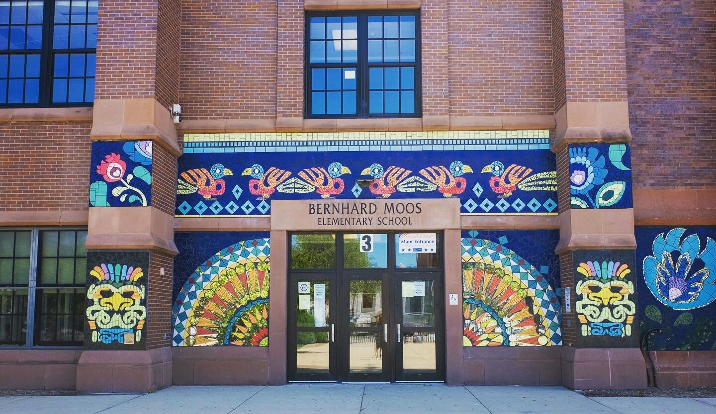 As part of #hispanicheritagemonth, we are highlighting different murals that showcase Hispanic influences.

Our outdoor mural at the entrance of Moos Elementary features geometric patterns from different Central and South American cultures which embo