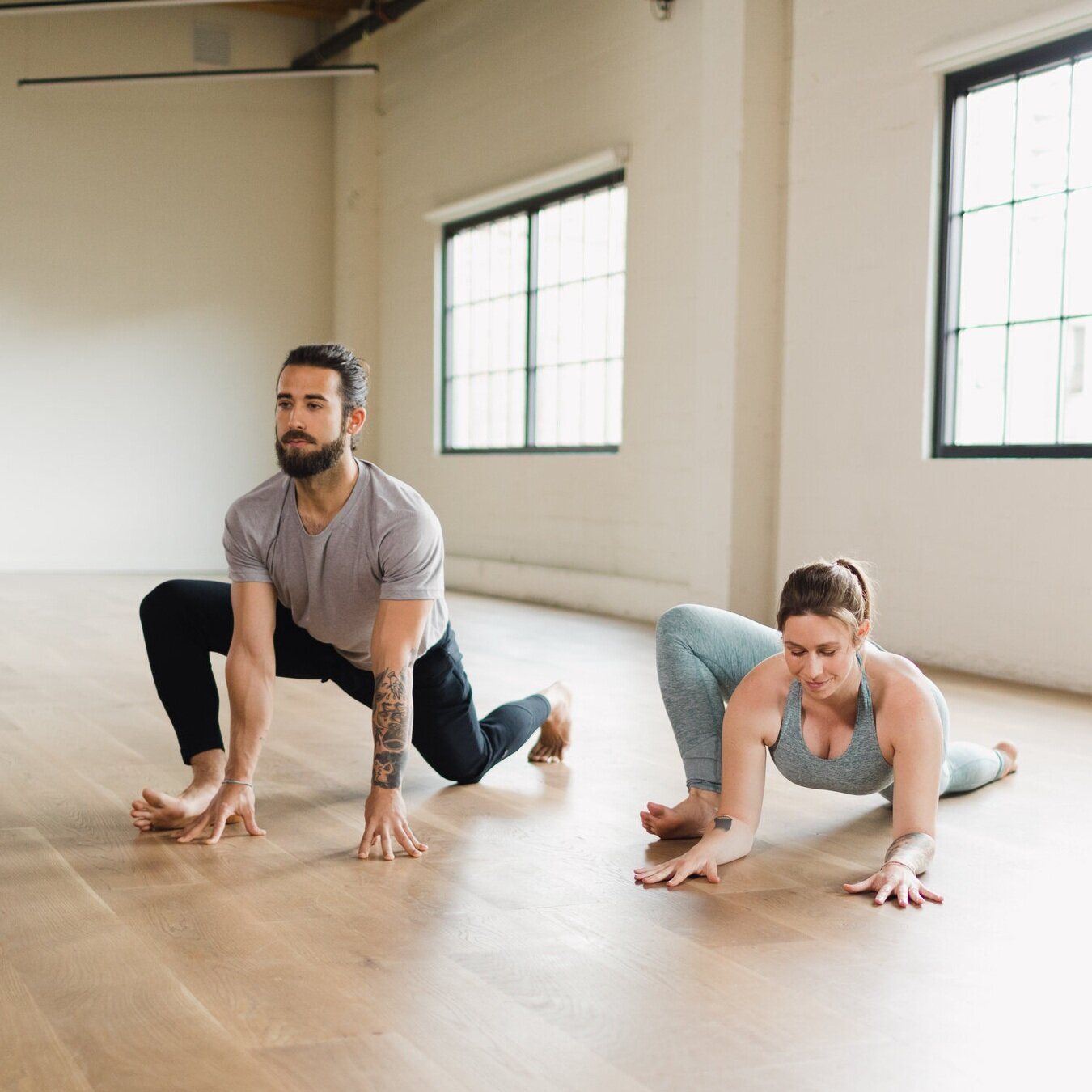 Best Yoga Poses For Hikers — Alo Moves