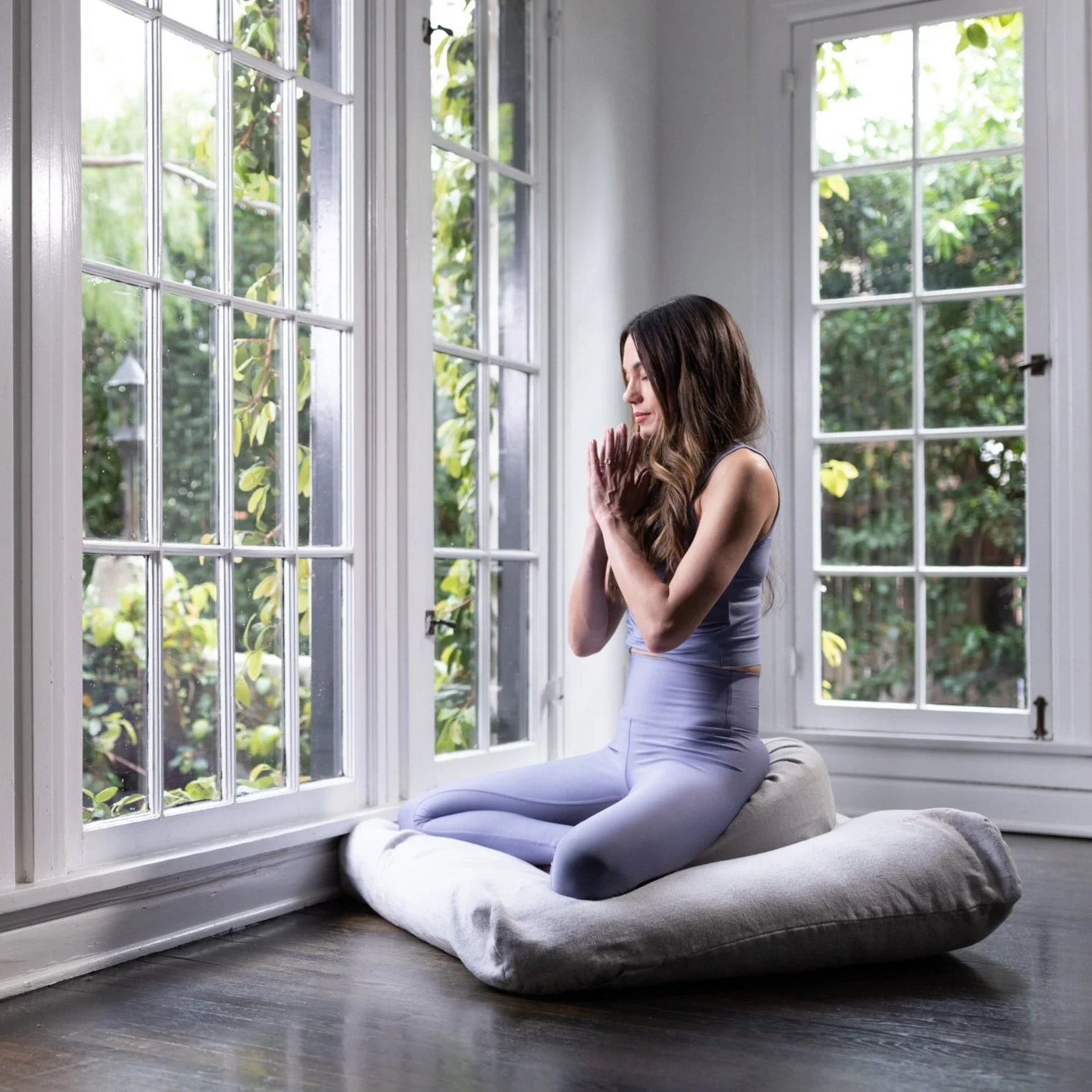 How to Create a Daily Meditation Practice: 3 Tips from Jackie Stewart