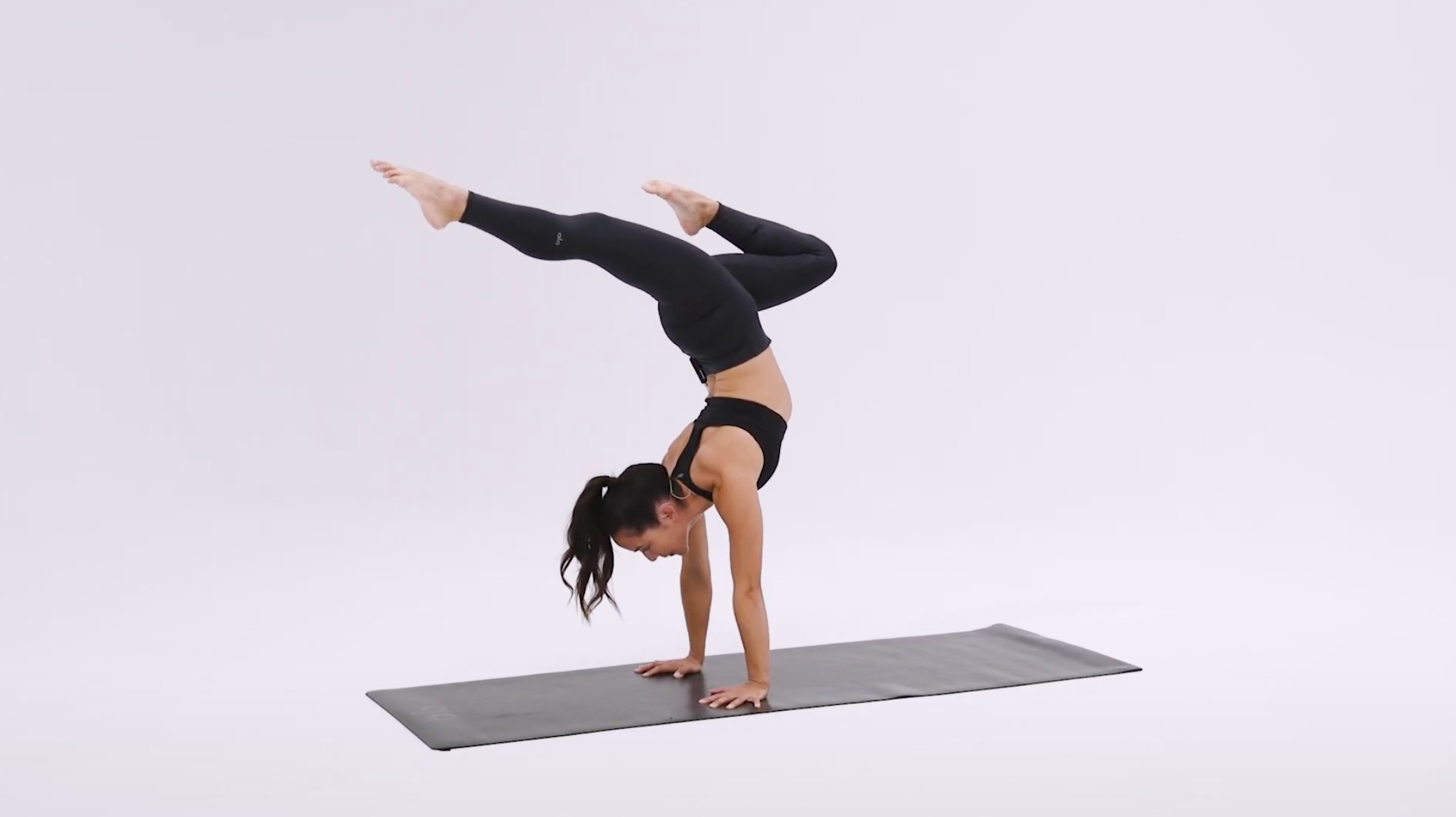 Progressive Drills for Scorpion Pose - Practice Courses on Omstars