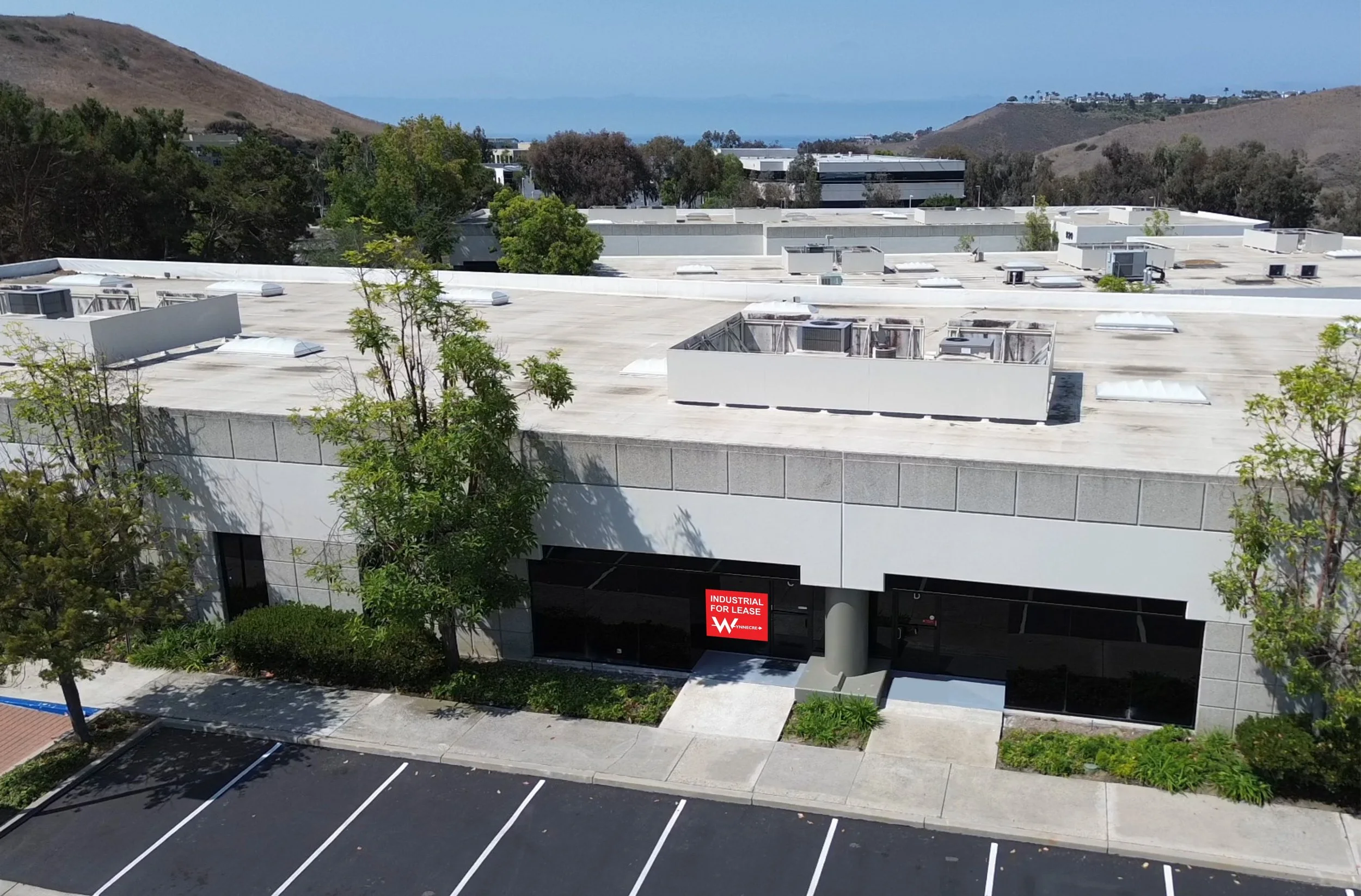5,030 sf Industrial Unit For Lease in San Clemente