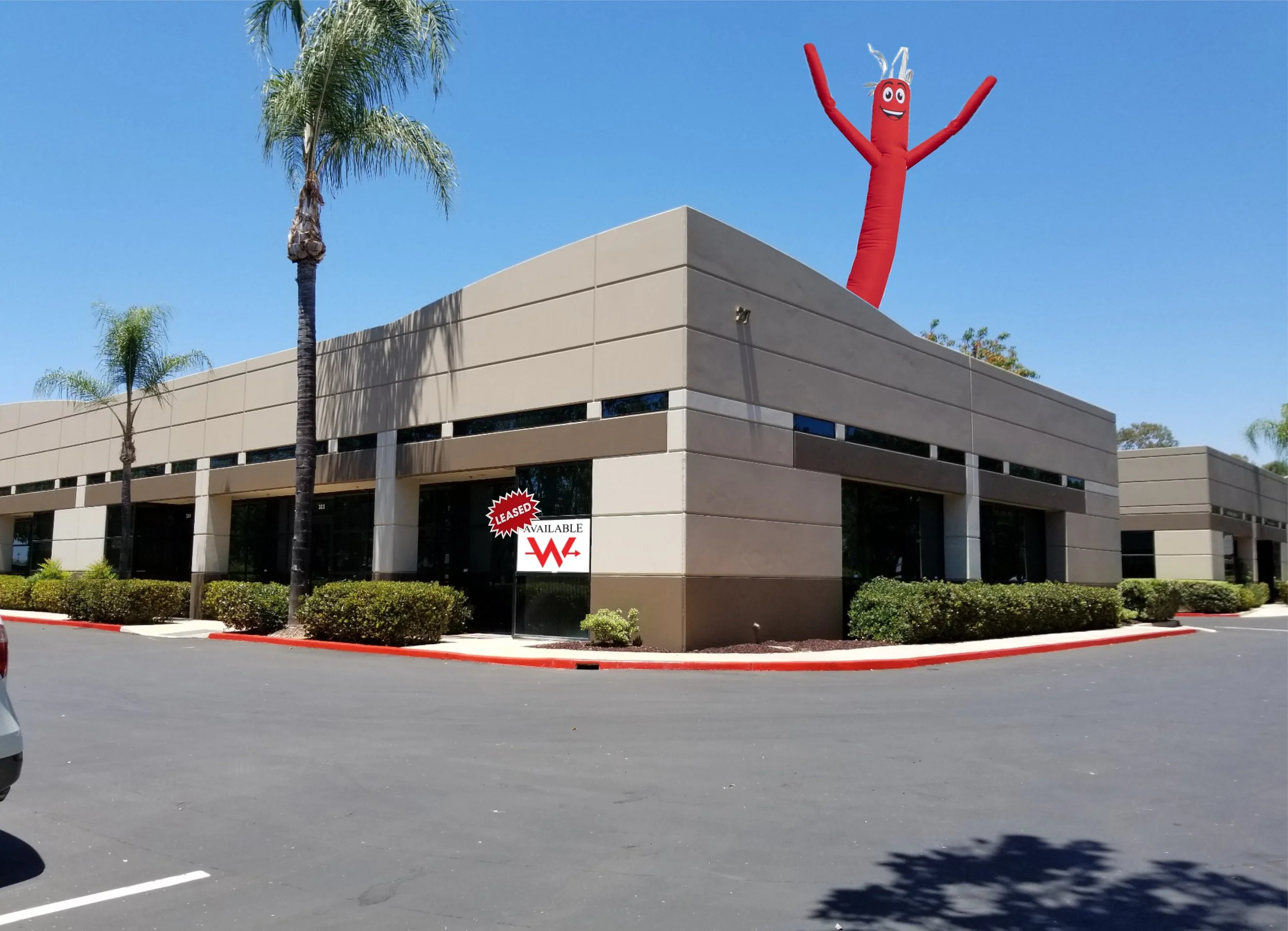 Tenant &amp; Subtenant Rep Office/Warehouse Suite Subleased in Lake Forest