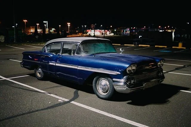 Kicked off the year casually bringing my EOS R with the 35mm f/1.8 every time I have left the house - because YOU NEVER KNOW. // For instance: This car lives in a parking lot near my house. It moves around this end of the lot sometimes but this night