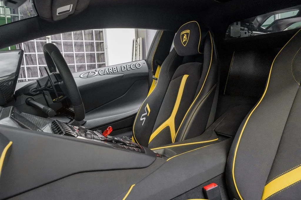 Lamborghini Huracan Leather Seats (Custom Design) — CARBI DECO