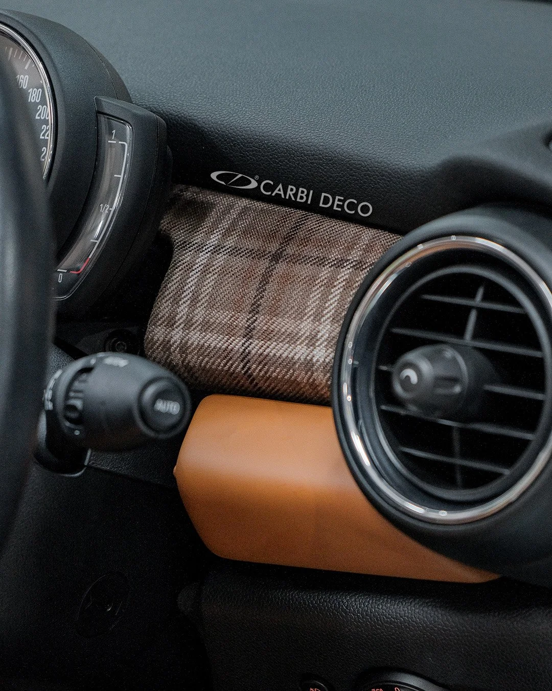 Mini Cooper Retro Vintage Custom Brown Interior (9).jpg