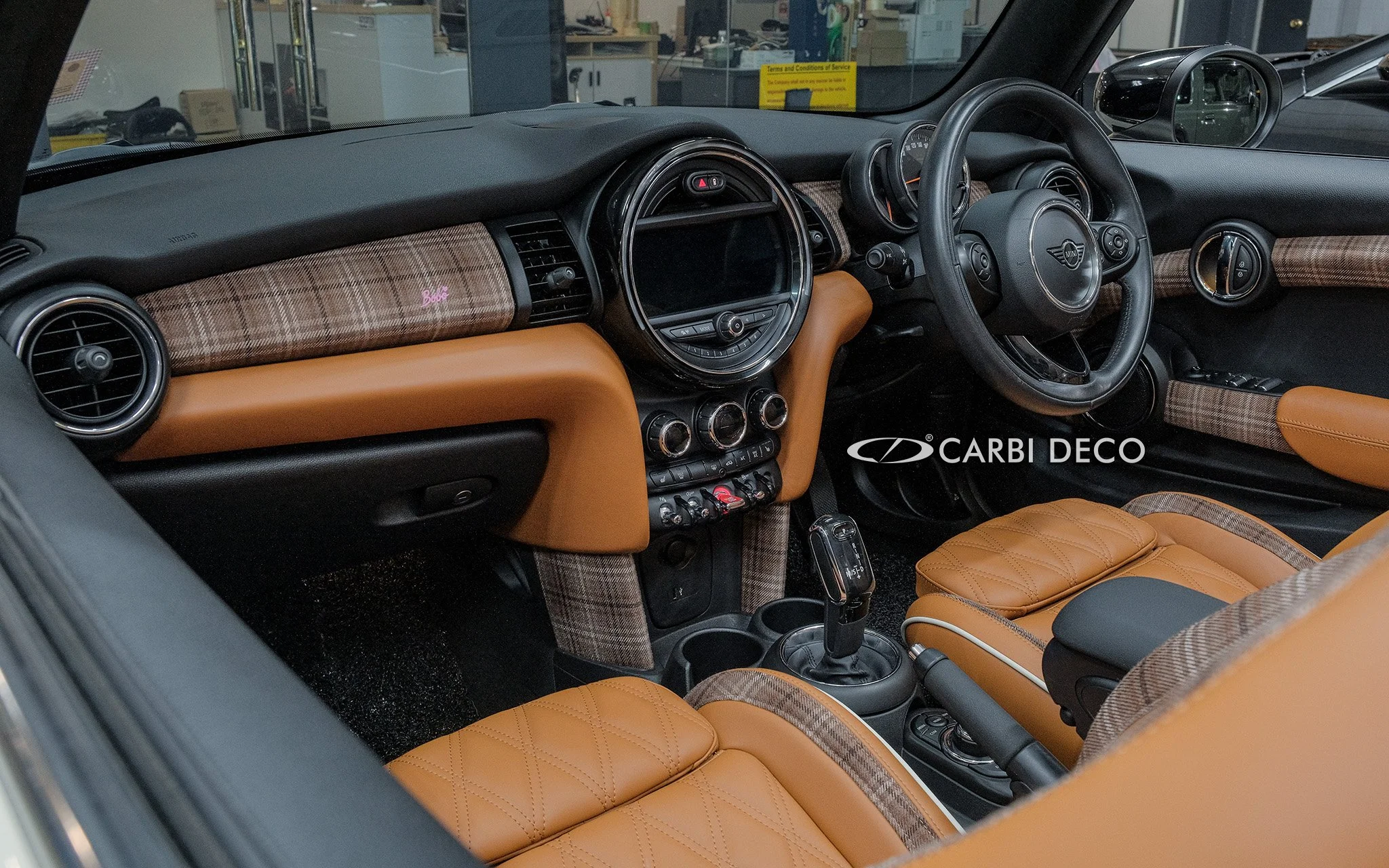 Mini Cooper Retro Vintage Custom Brown Interior (11).jpg