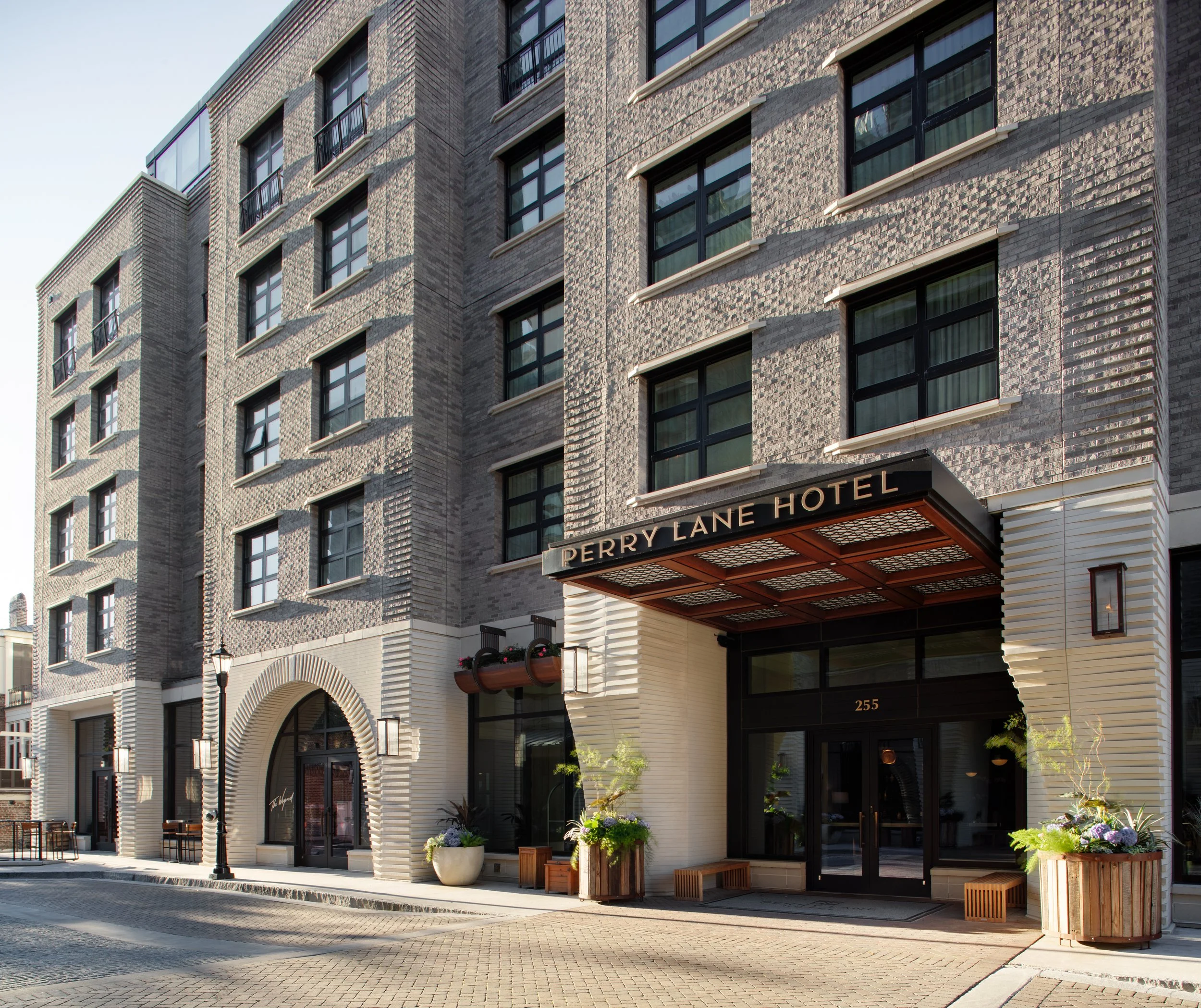 Comm Perry Lane Hotel — Hansen Architects