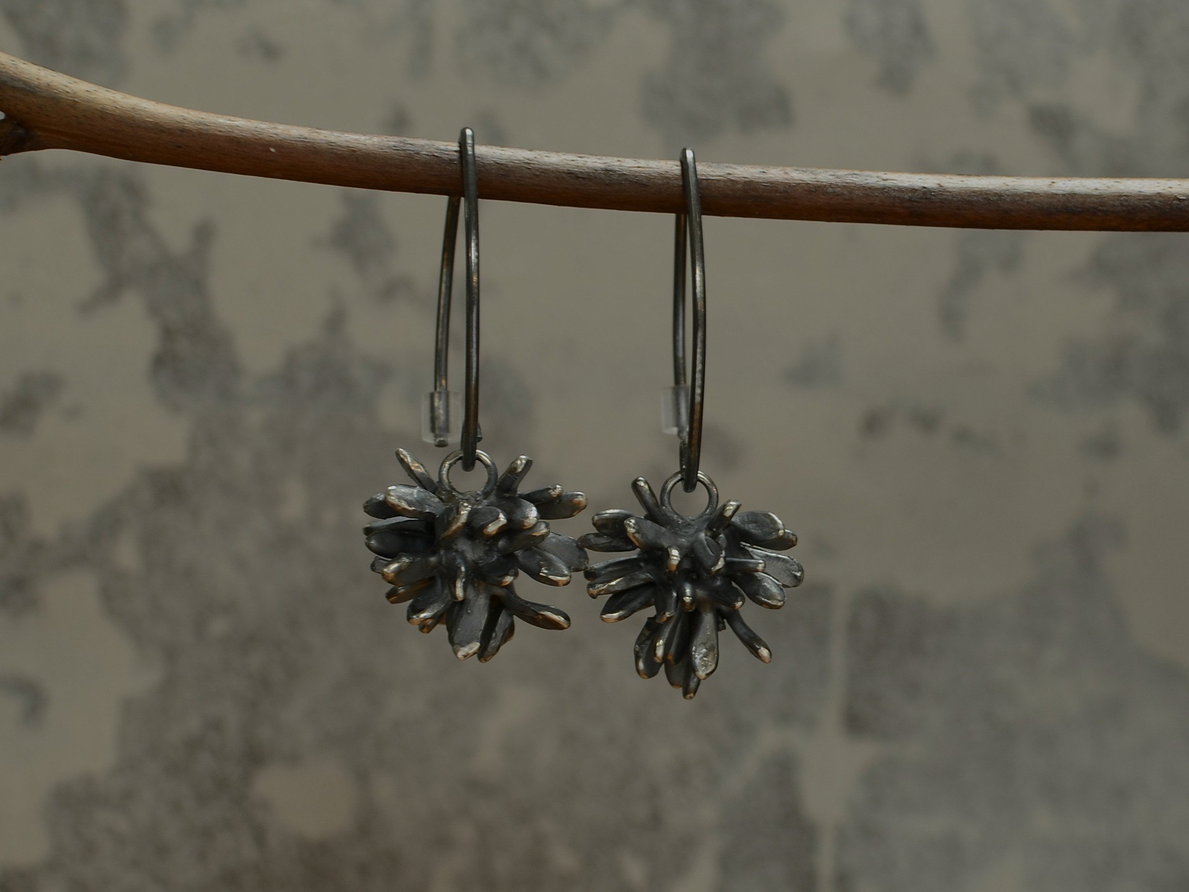Folia Drop earrings