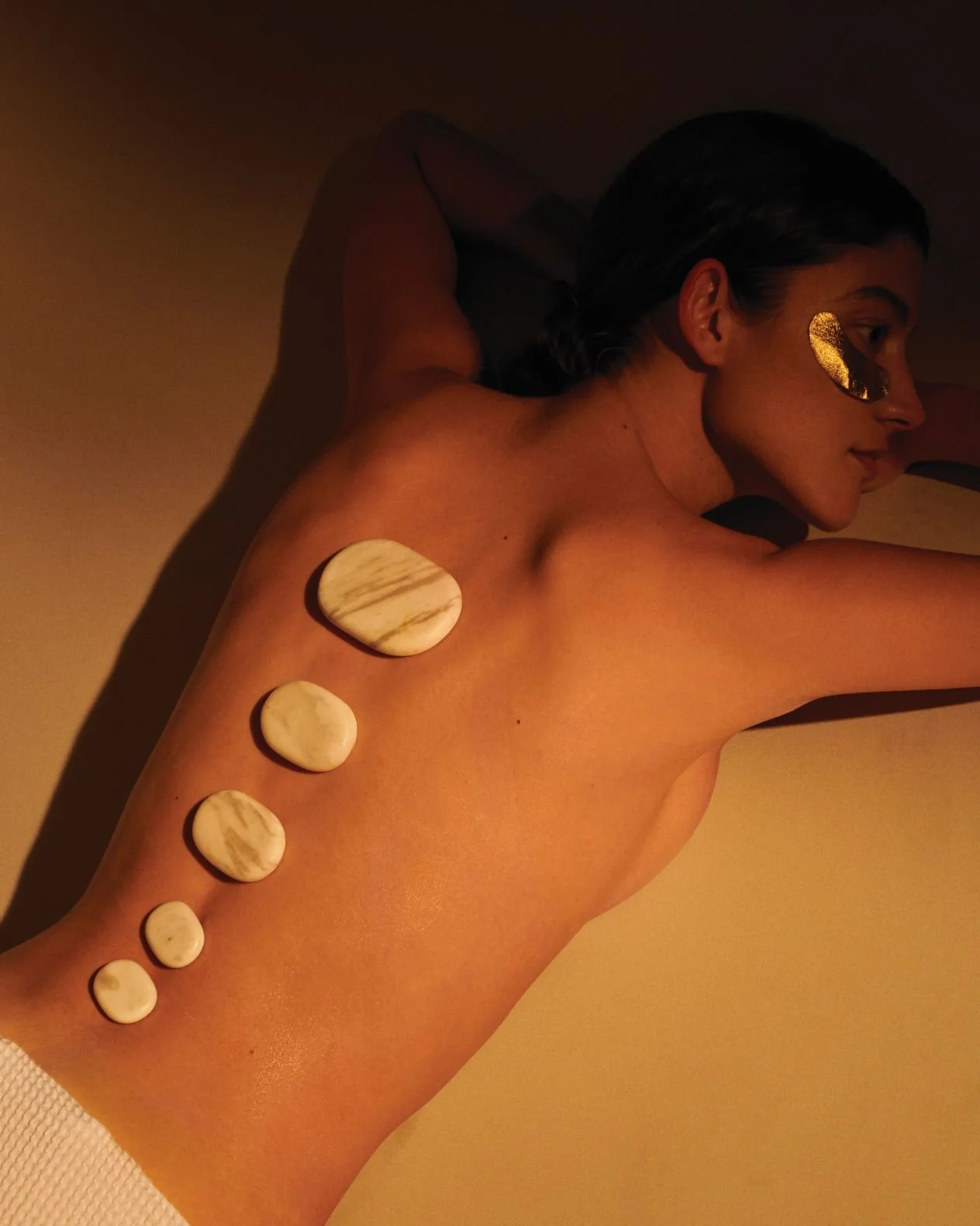14 W-Away-Spa_Massage2_medium .jpg