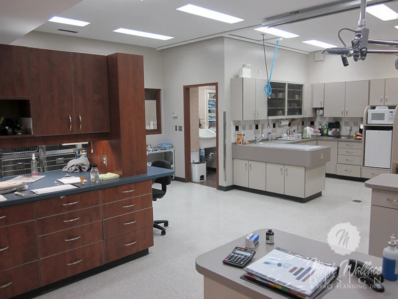 forest lawn animal clinic 078.jpg