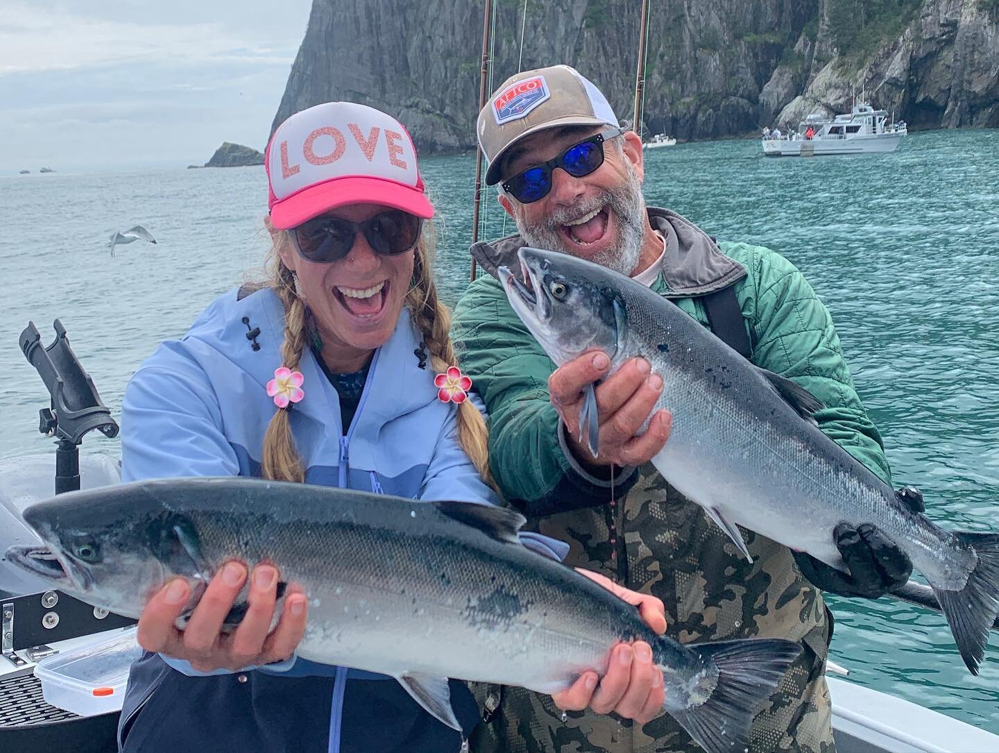 I&rsquo;ve had the best week playing tour guide to my crew of buddies, showing them the best that AK has to offer!!! Captain Andy always delivers! @graylightalaska #fishalaska #silversarein #halibut #fishon #experiencealaska #stAKation @flylowgear @c