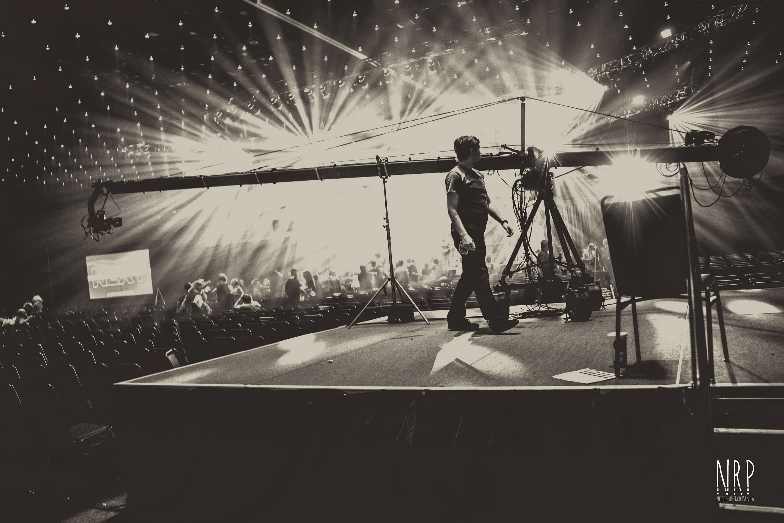 Anthrocon Tech Crew-Noche (13 of 17).jpg