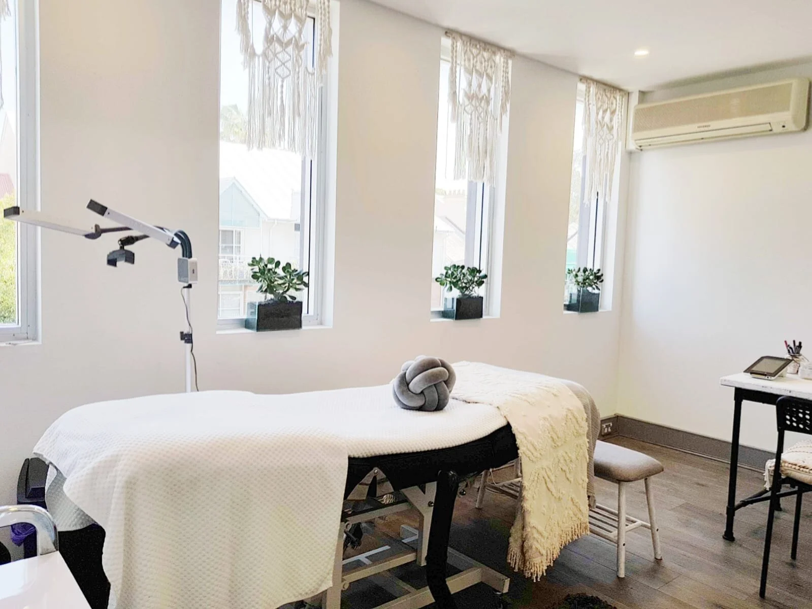 Eterno Beauty Permanent Makeup Studio 9