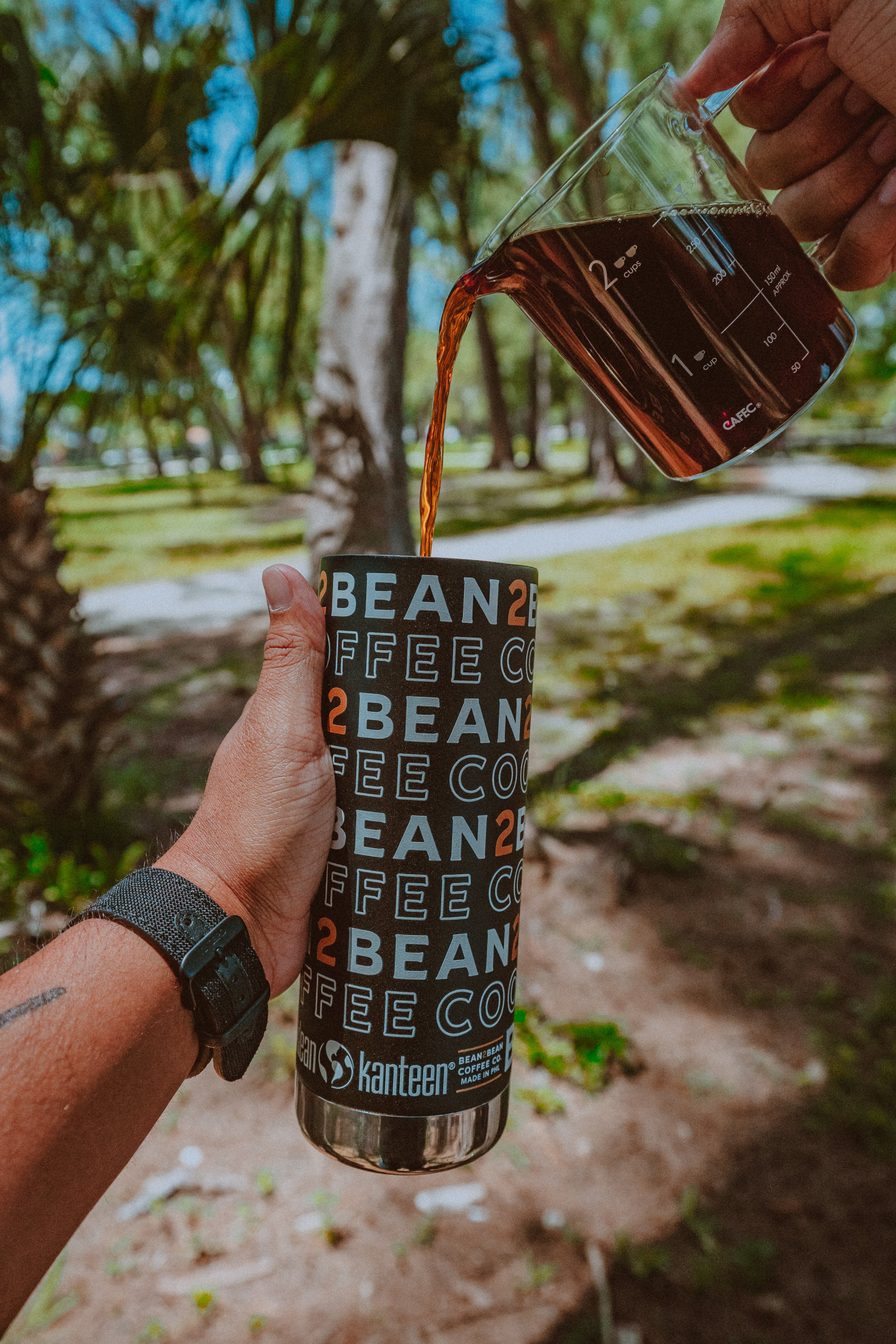 Drinking Bean2Bean Coffee Klean Kanteen Miami Photos by Ivan Diaz
