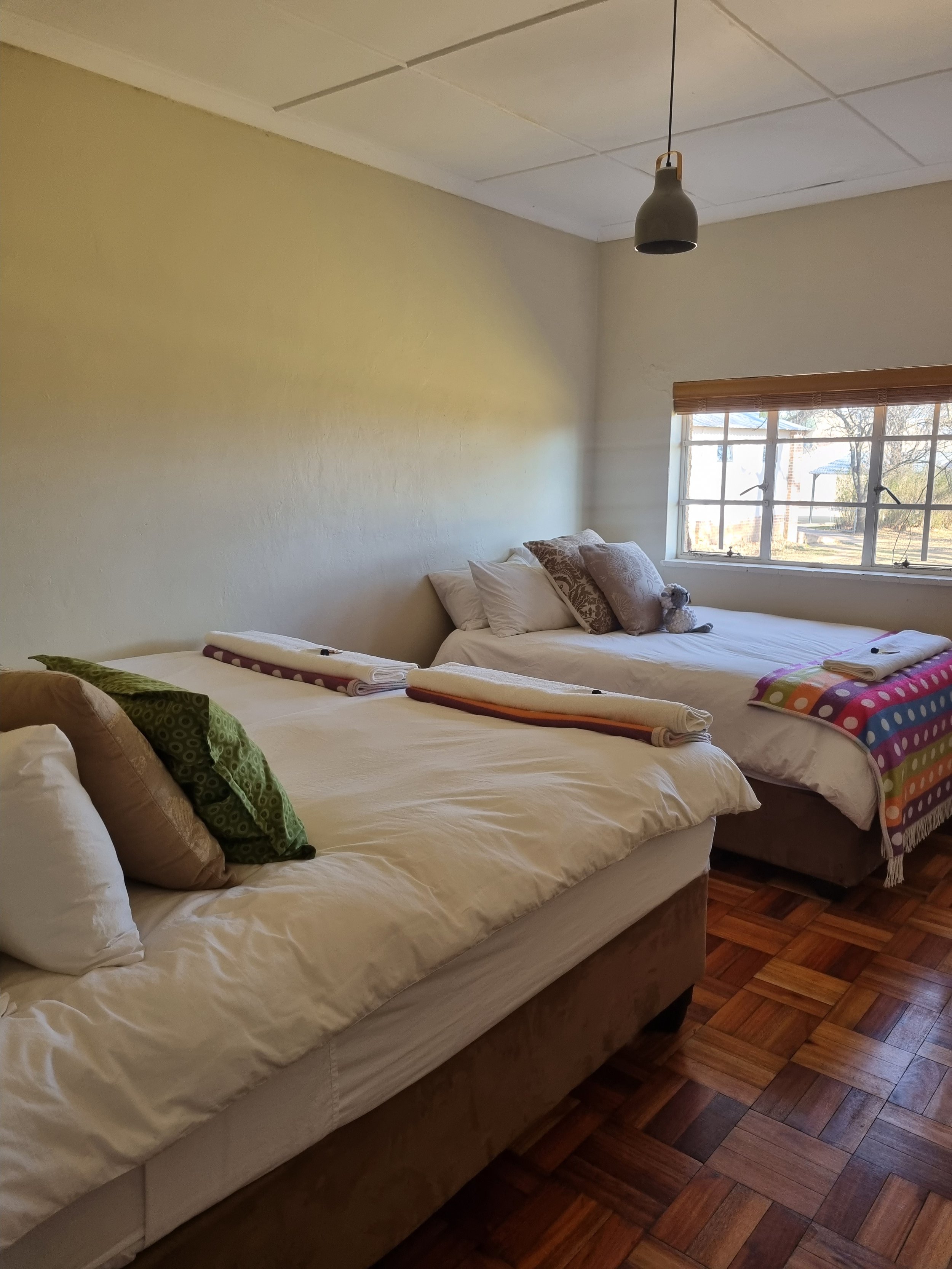 Farmhouse bedroom