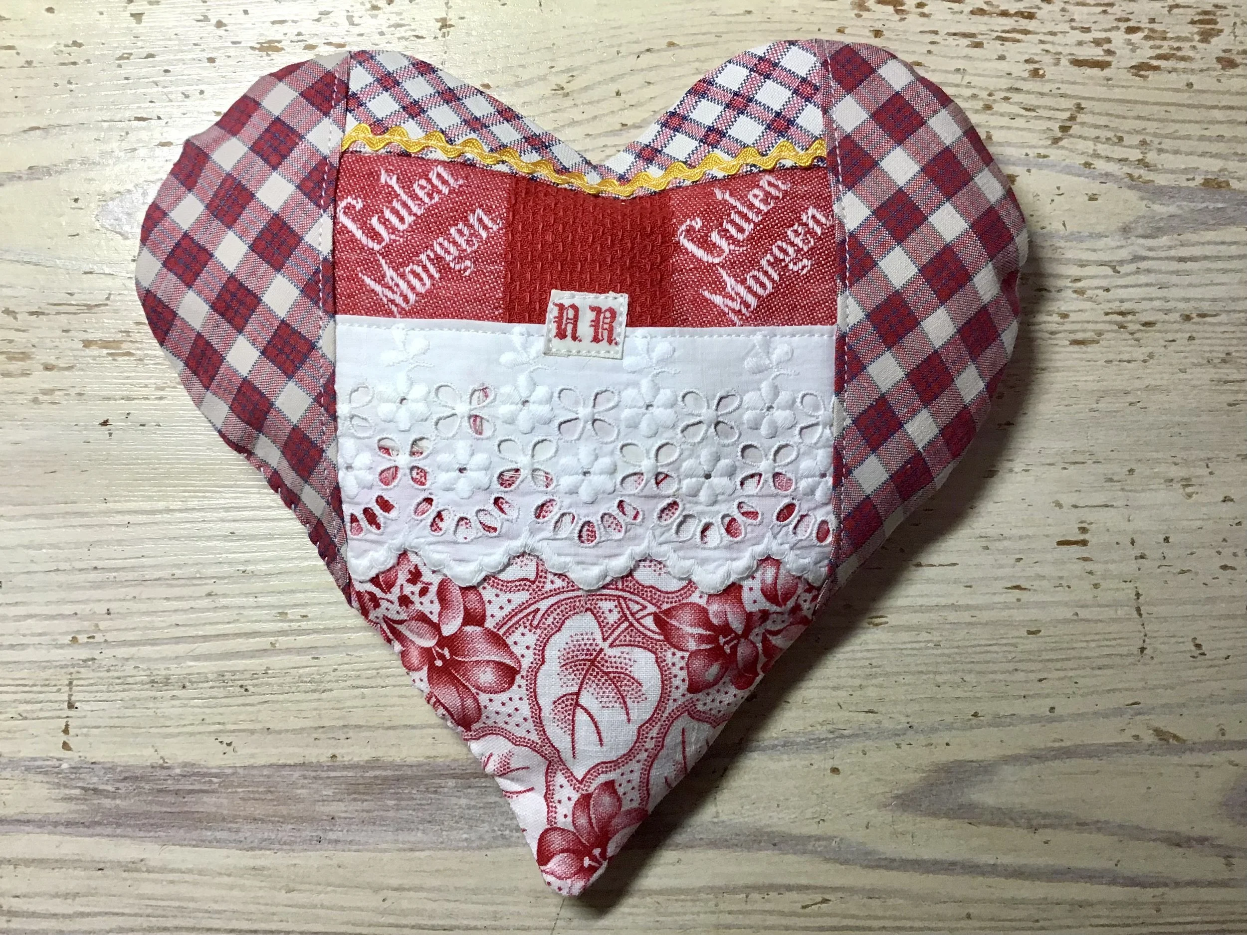 Lavendelherz "Guten Morgen“ Karo Rot gewebt