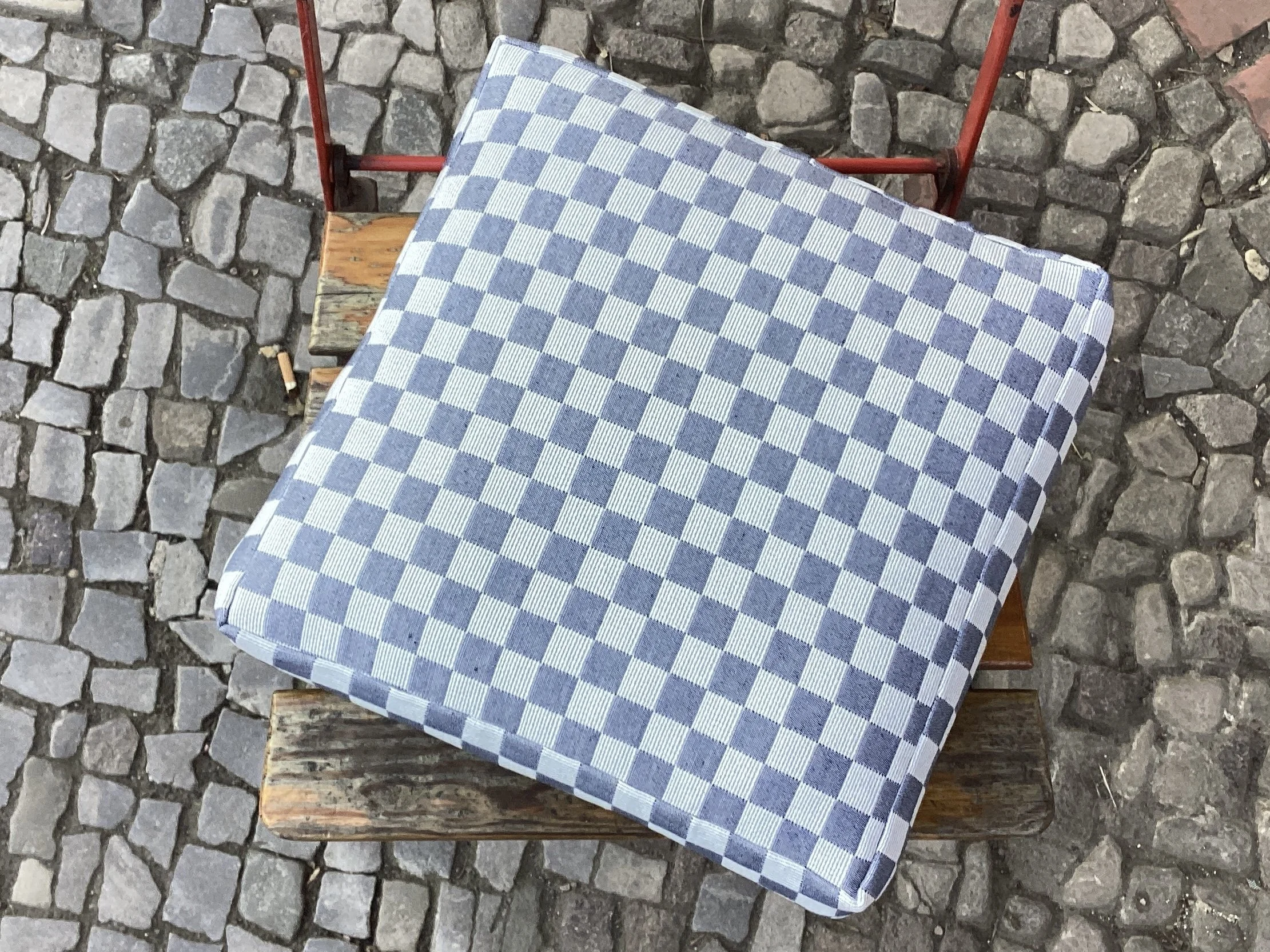 Schachbrett Graublau/Weiß