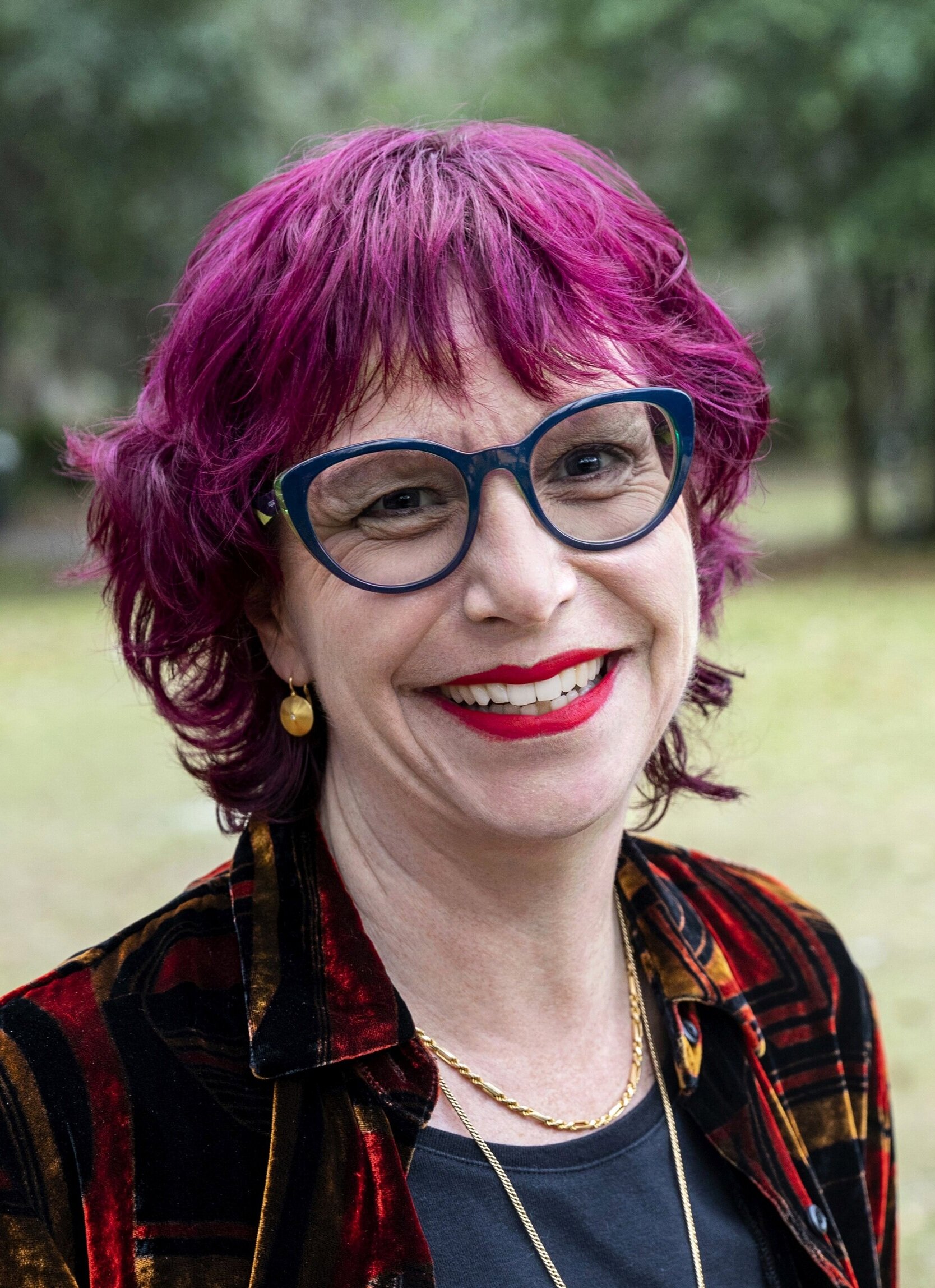 Claire Strom headshot