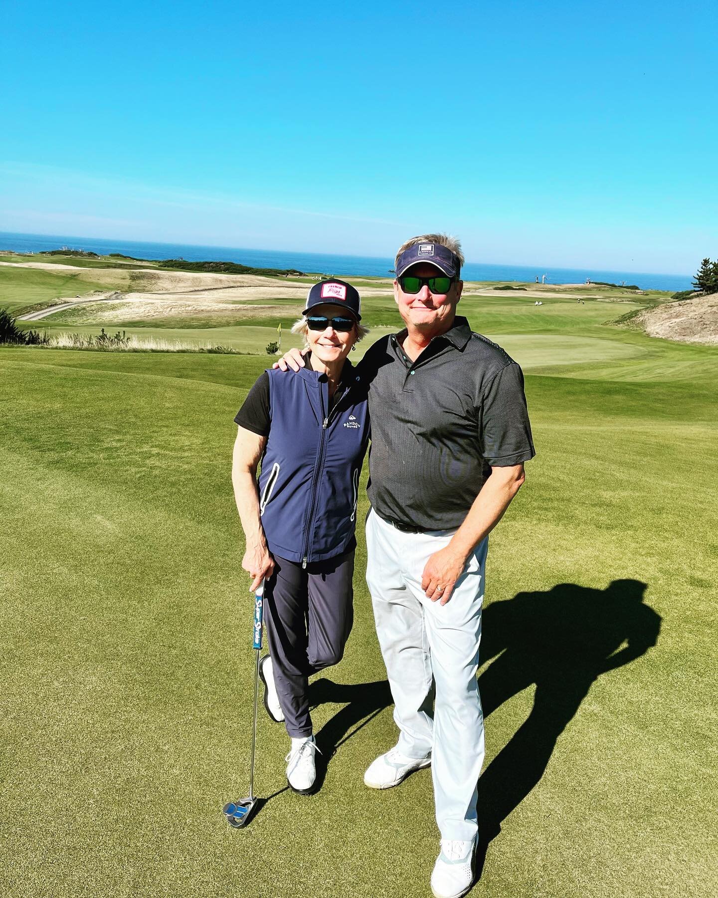 QFW plays @bandondunesgolf 

A perfect weekend on the Oregon Coast hitting the links and raising a glass with friends new and old.
&bull;
&bull;
&bull;

#oregoncoast #bandondunes #wine #golf #winetasting #quigleyfamilywines #redwine