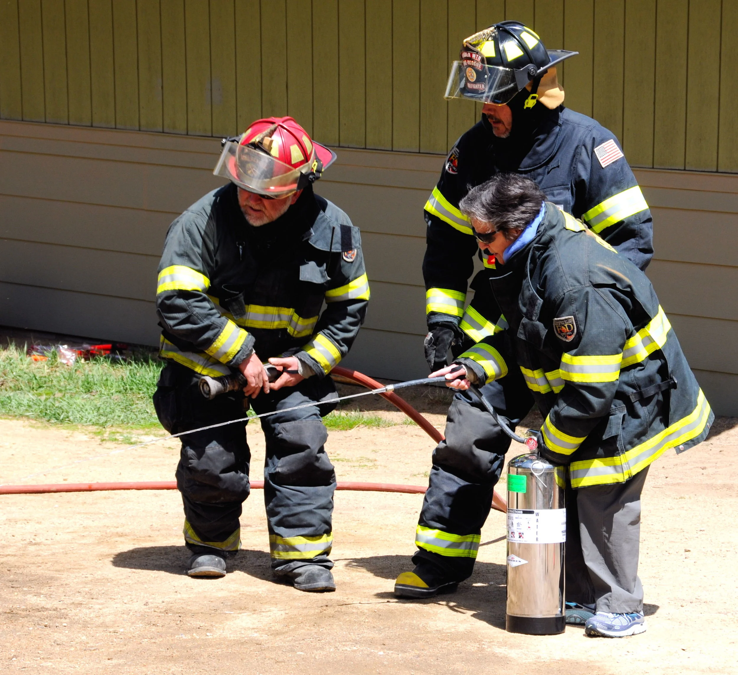 FireExtTest3.jpg