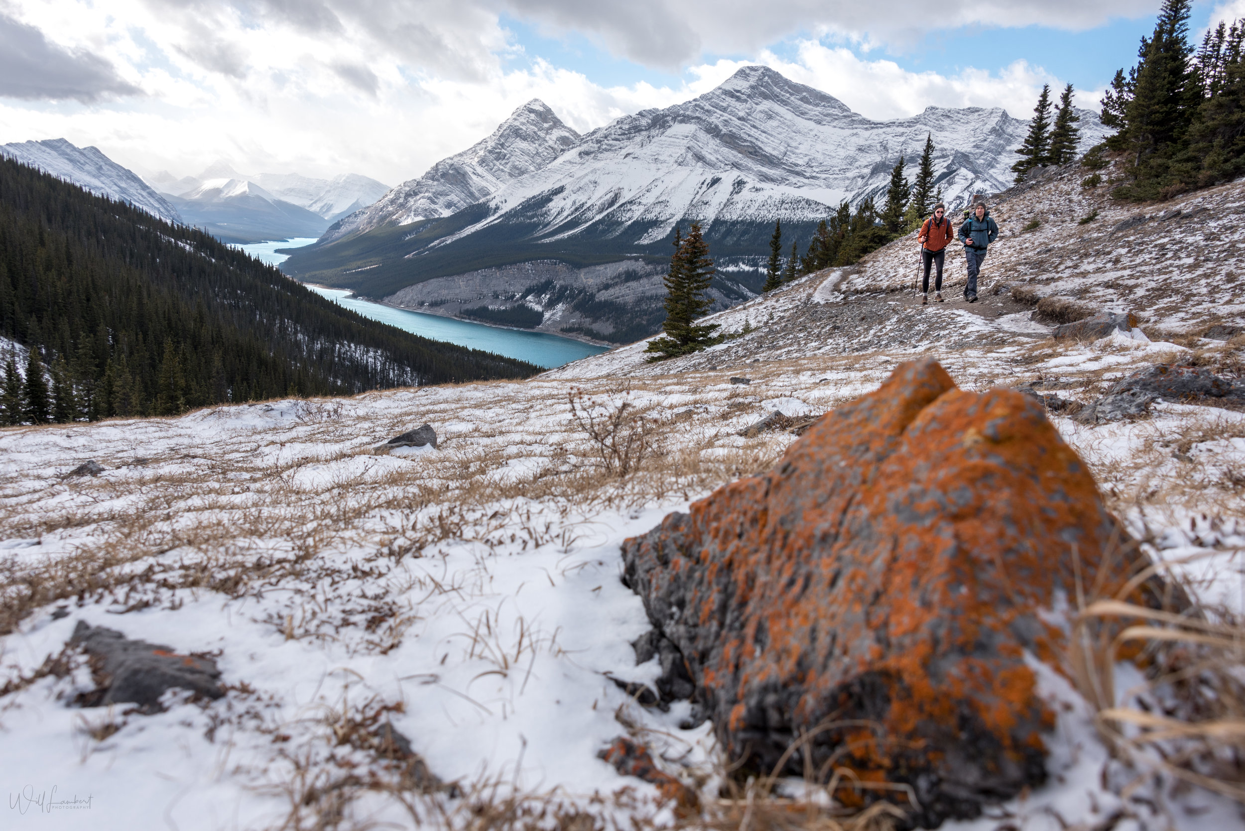 Winter hiking on Windy Ridge