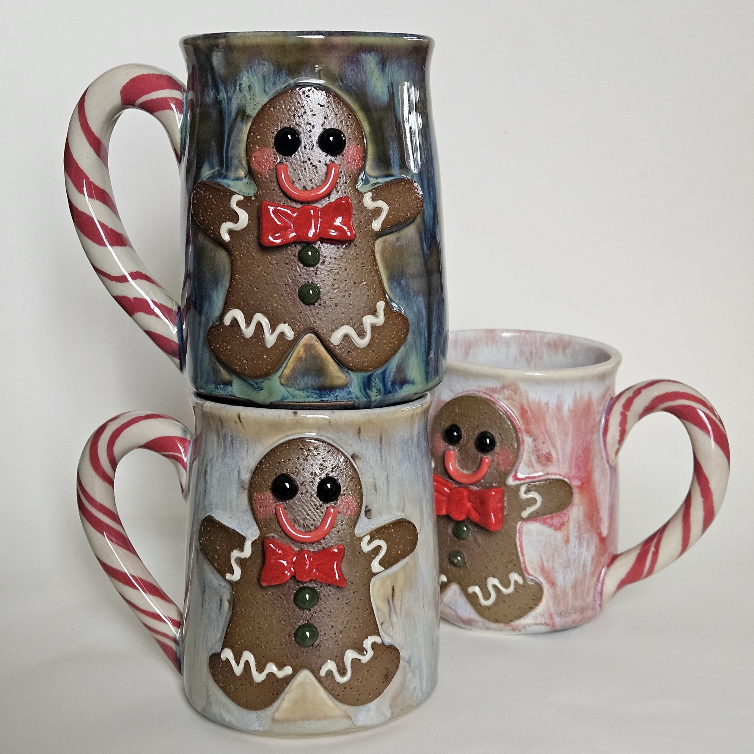 11. Gingerbread Cookie mugs