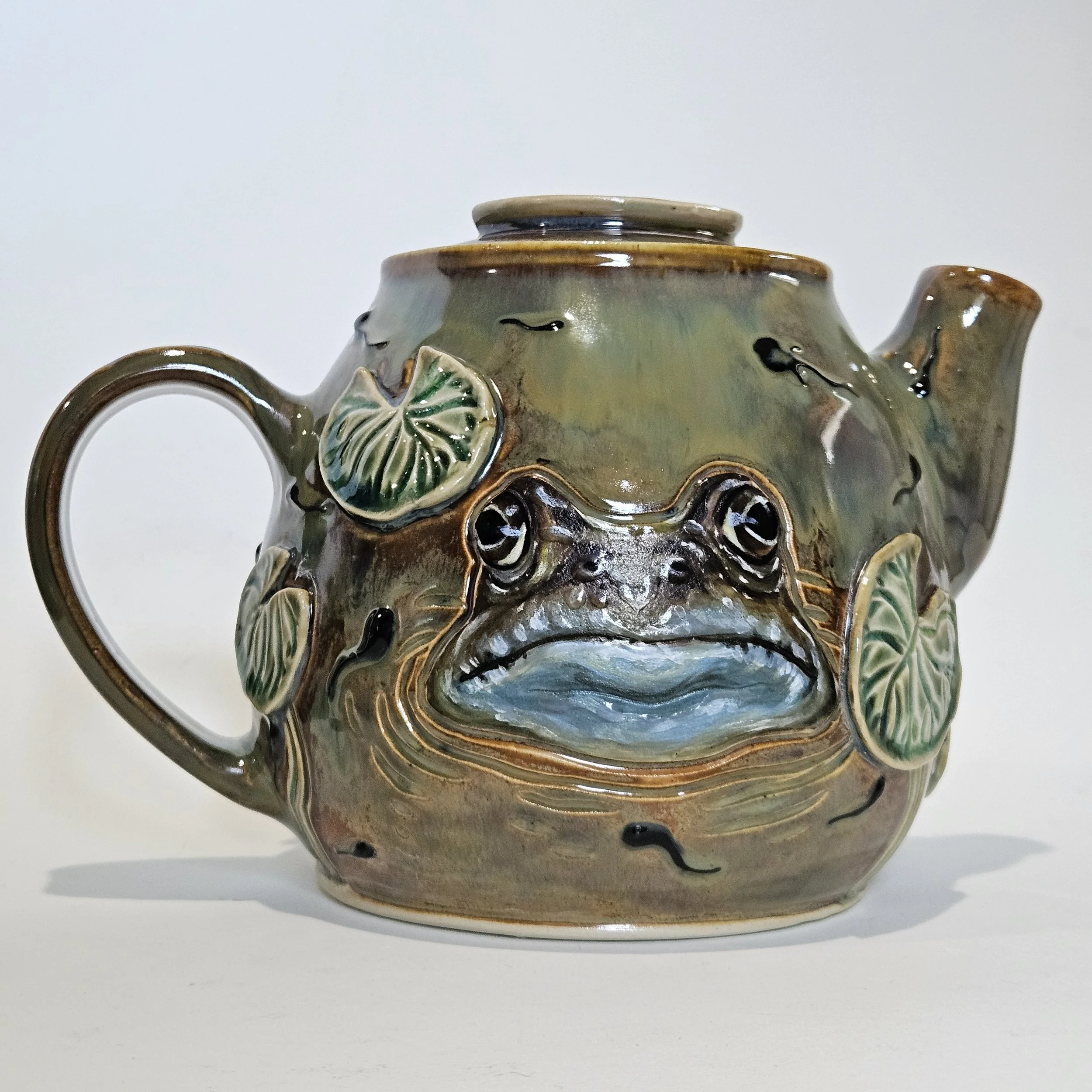 Pond Frog teapot