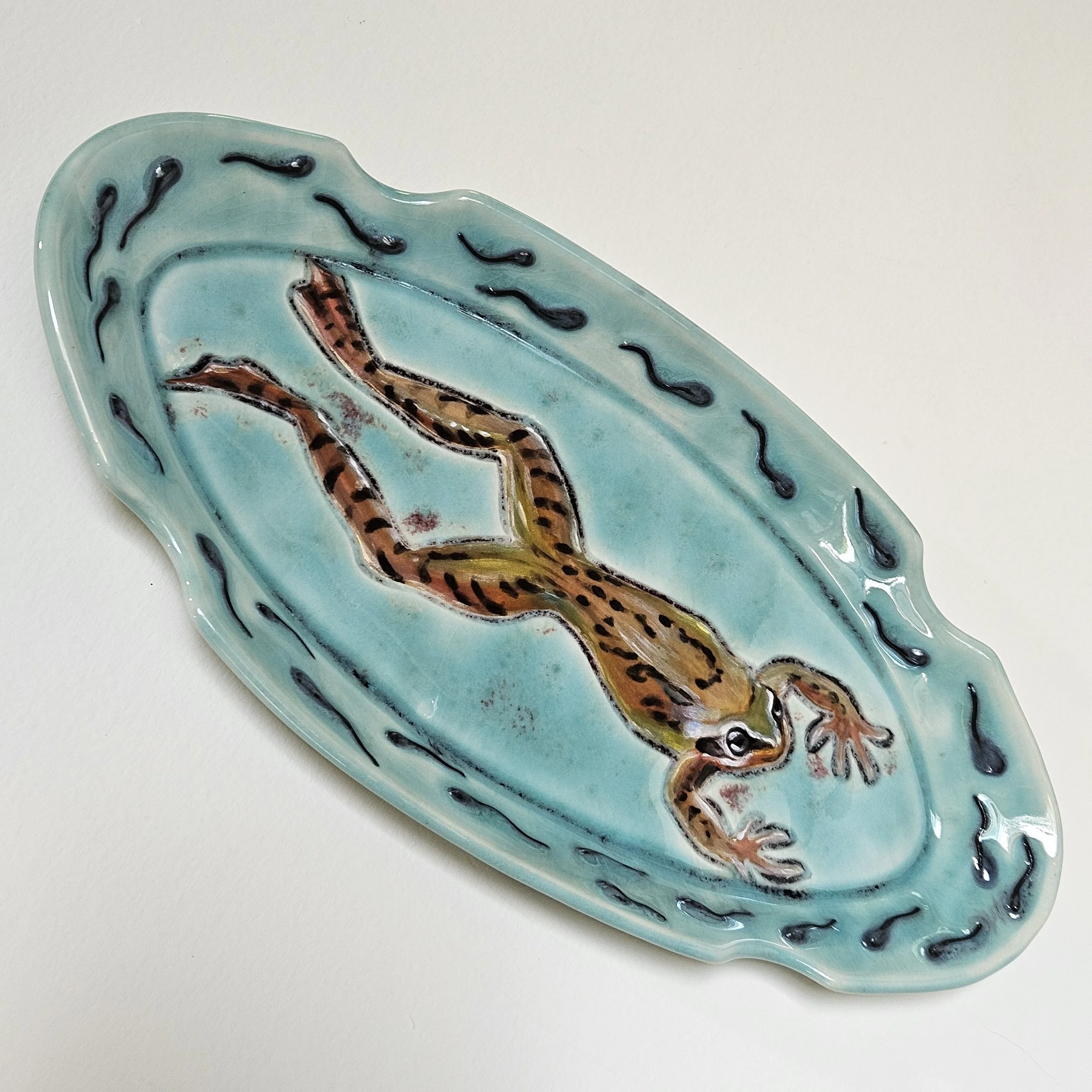 19. Frog platter