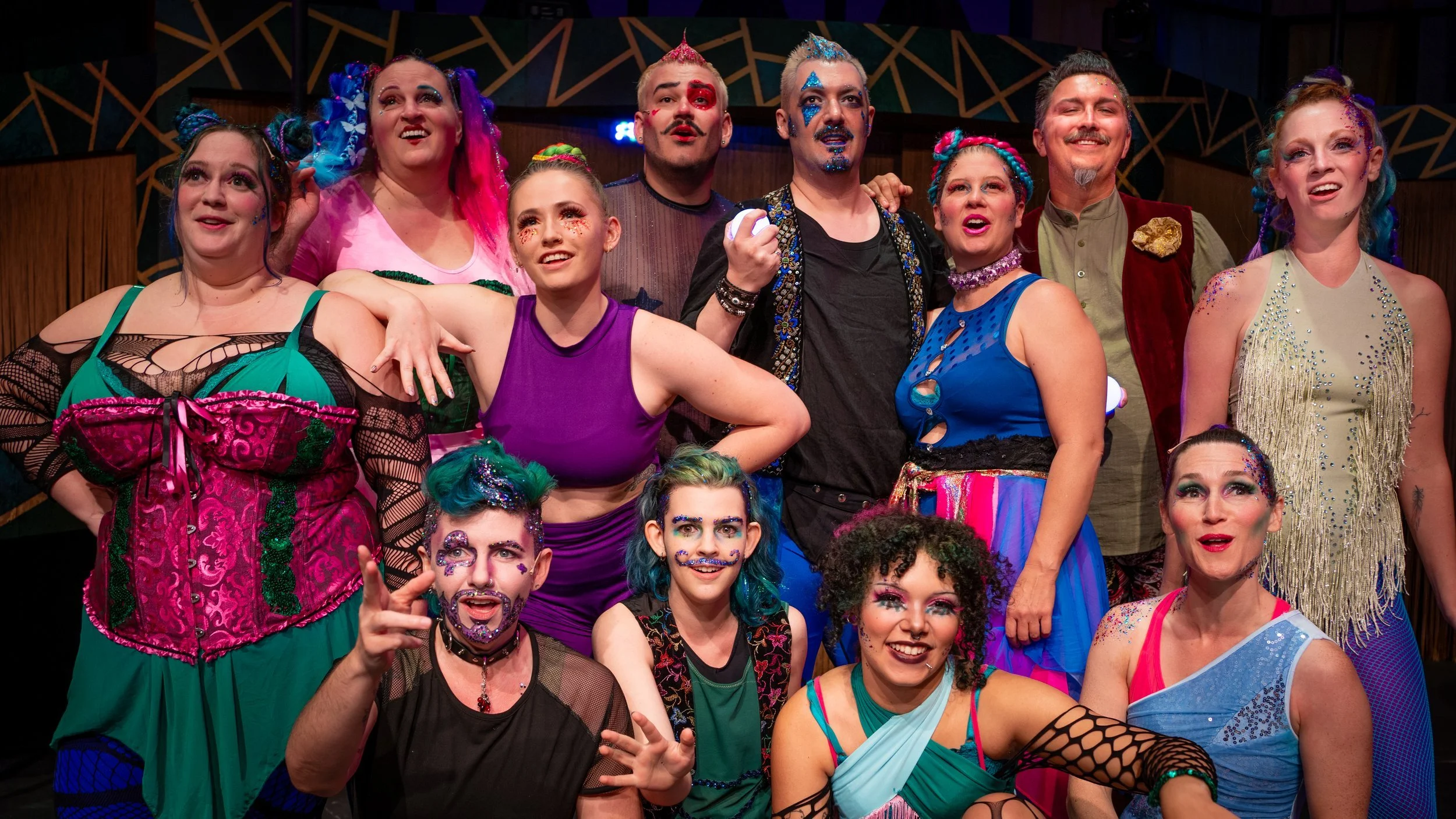 Pippin+-+Promo+Pic-2.jpg