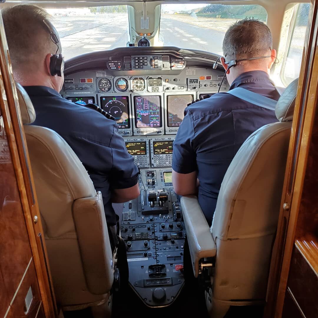 Out with the flight crew at SWF getting ready to do some ops checks!