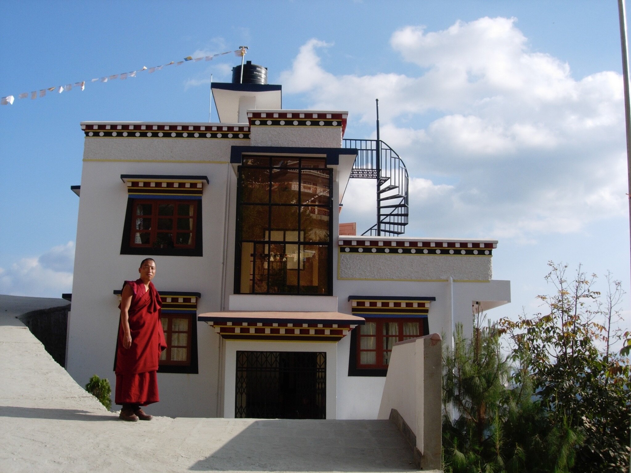  Phende Clinic (Namo Buddha Clinic) 