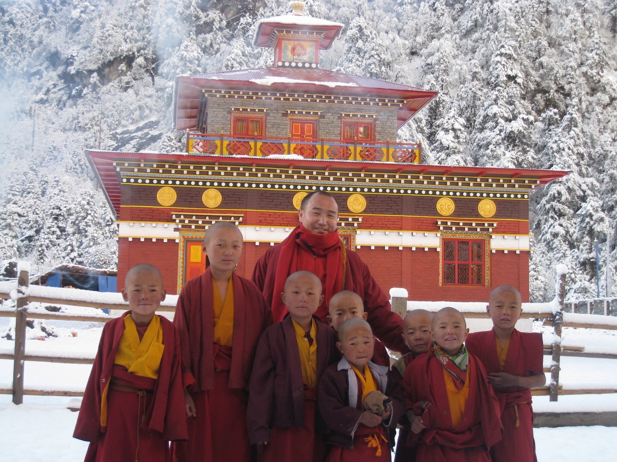  Tulku Damchö Rinpoche with young monks at Hinang Monastery. 