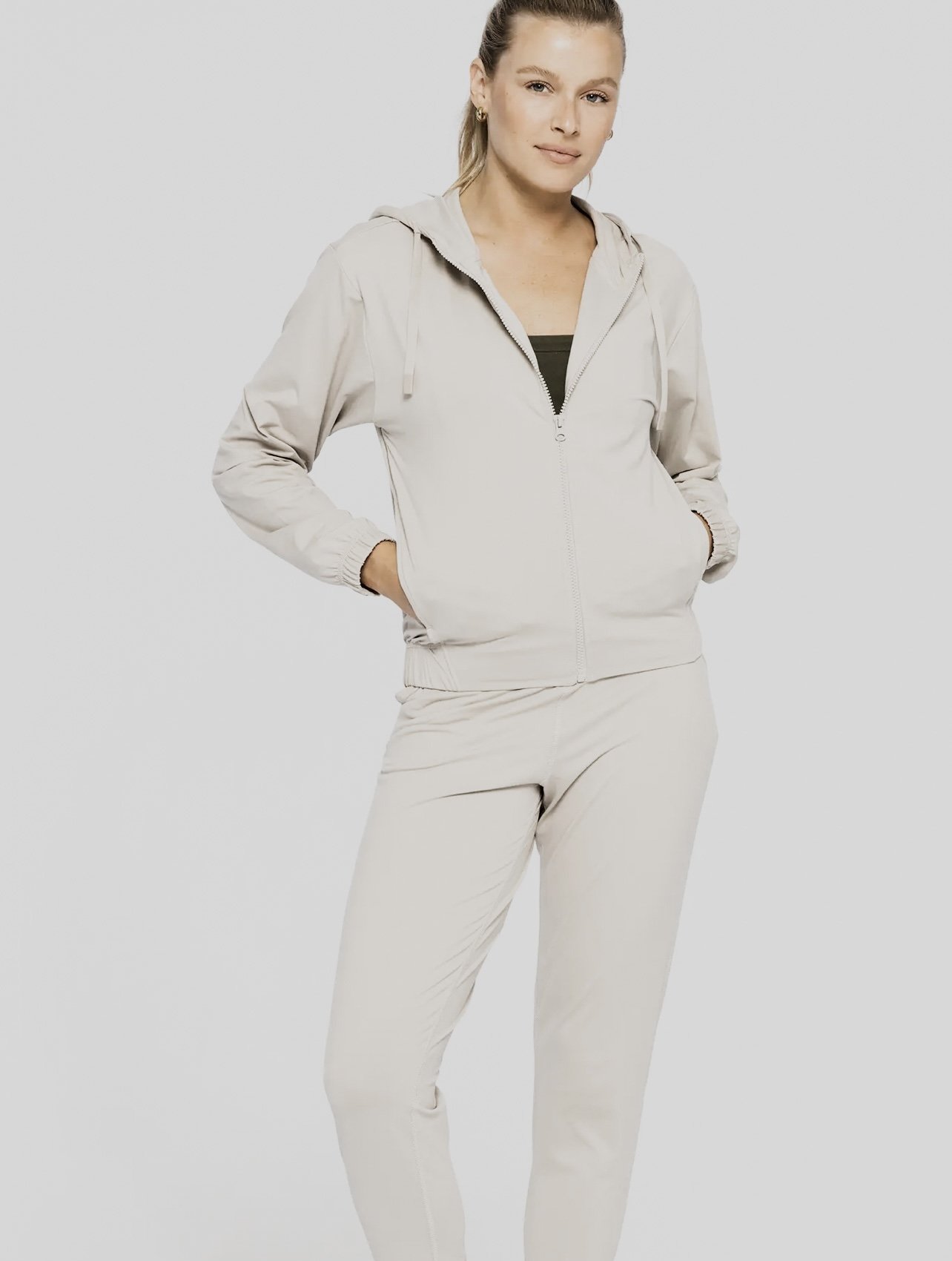 HOODED ZIP JACKET