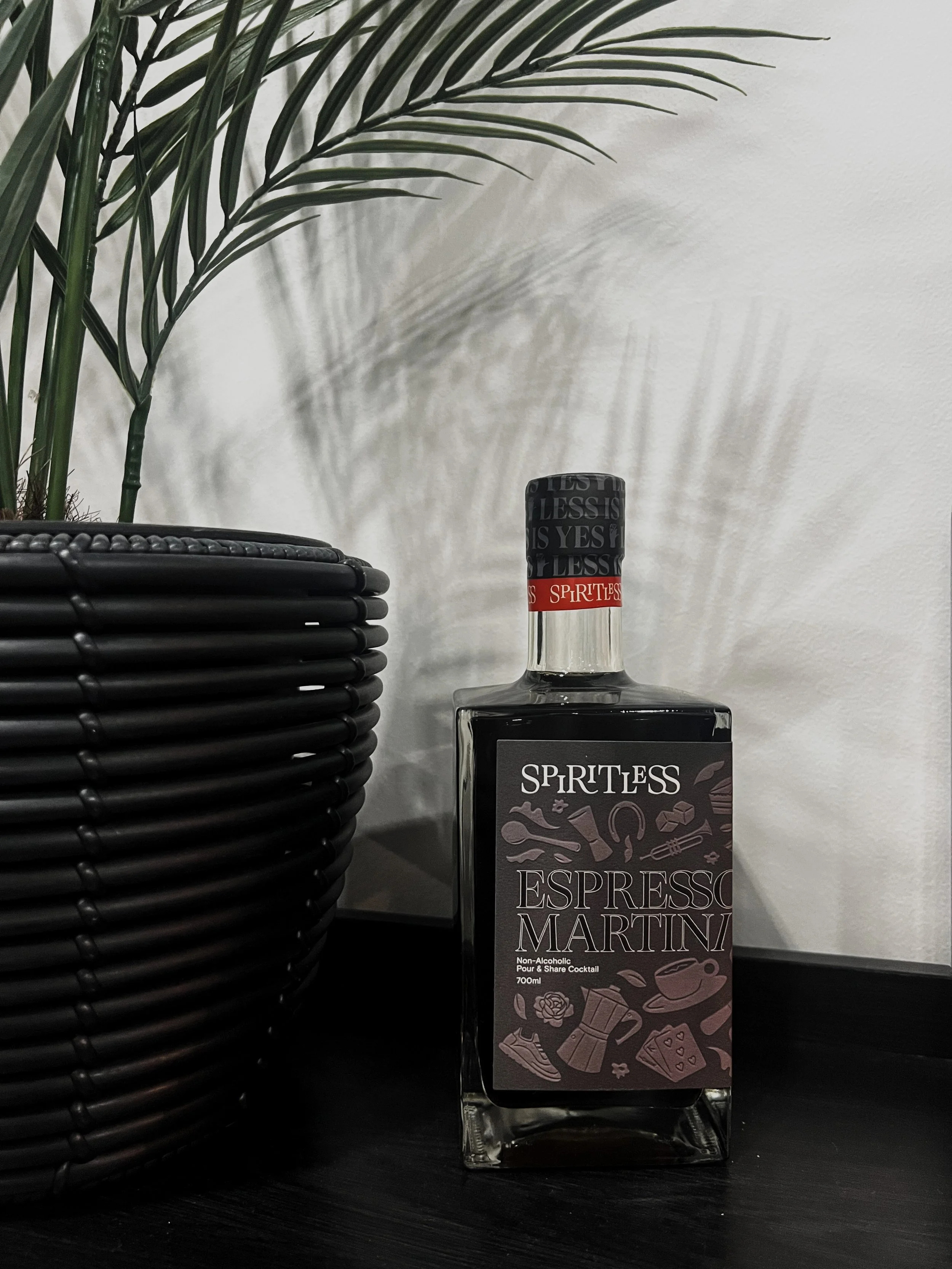 SPIRITLESS ESSPRESSO MARTINI