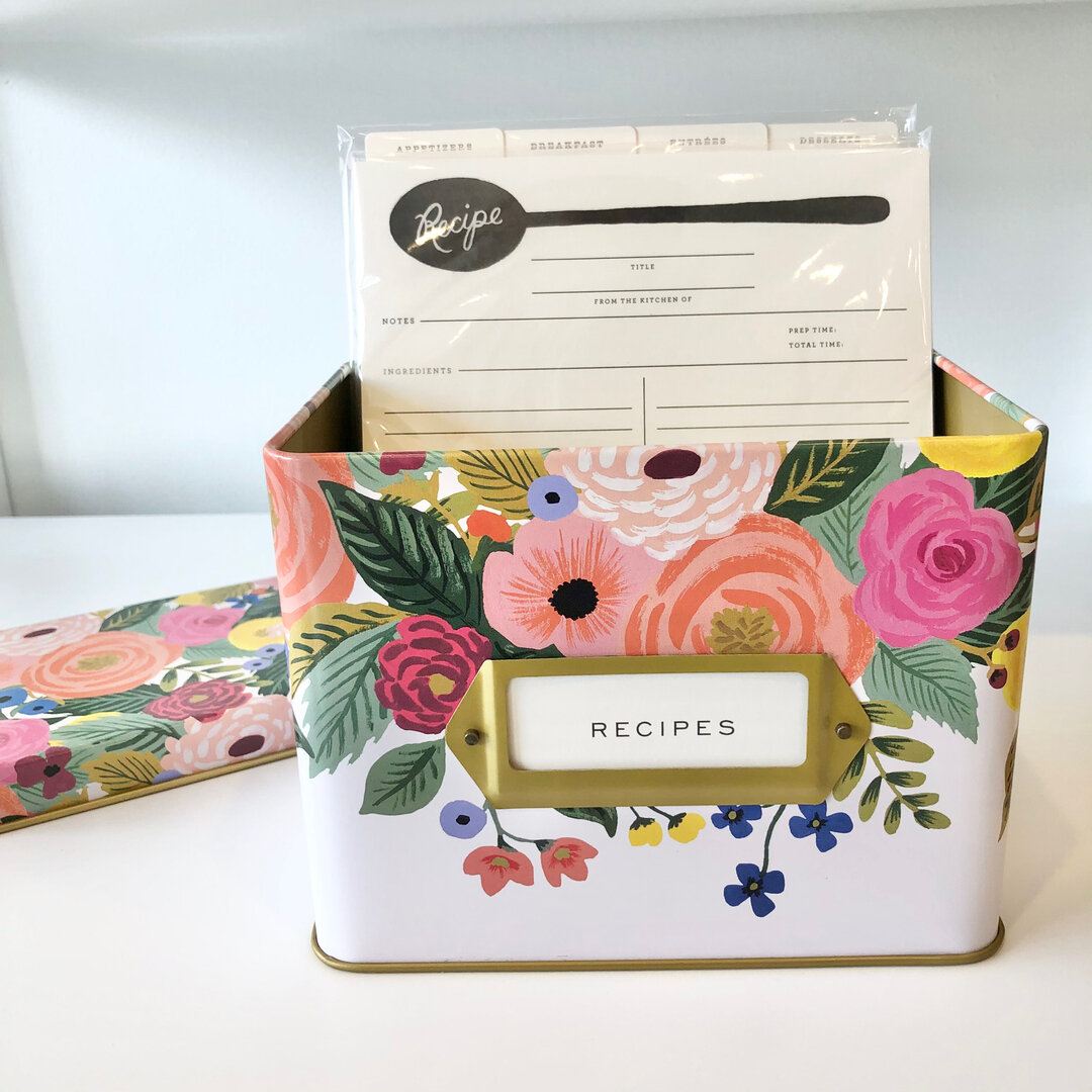 Many of us who grew up cooking with our families have memories of a recipe box. 🧑&zwj;🍳 While the recipe box with handwritten notes and well-loved index cards is a classic way to organize recipes, it&rsquo;s not the only way! Today on the blog we&r