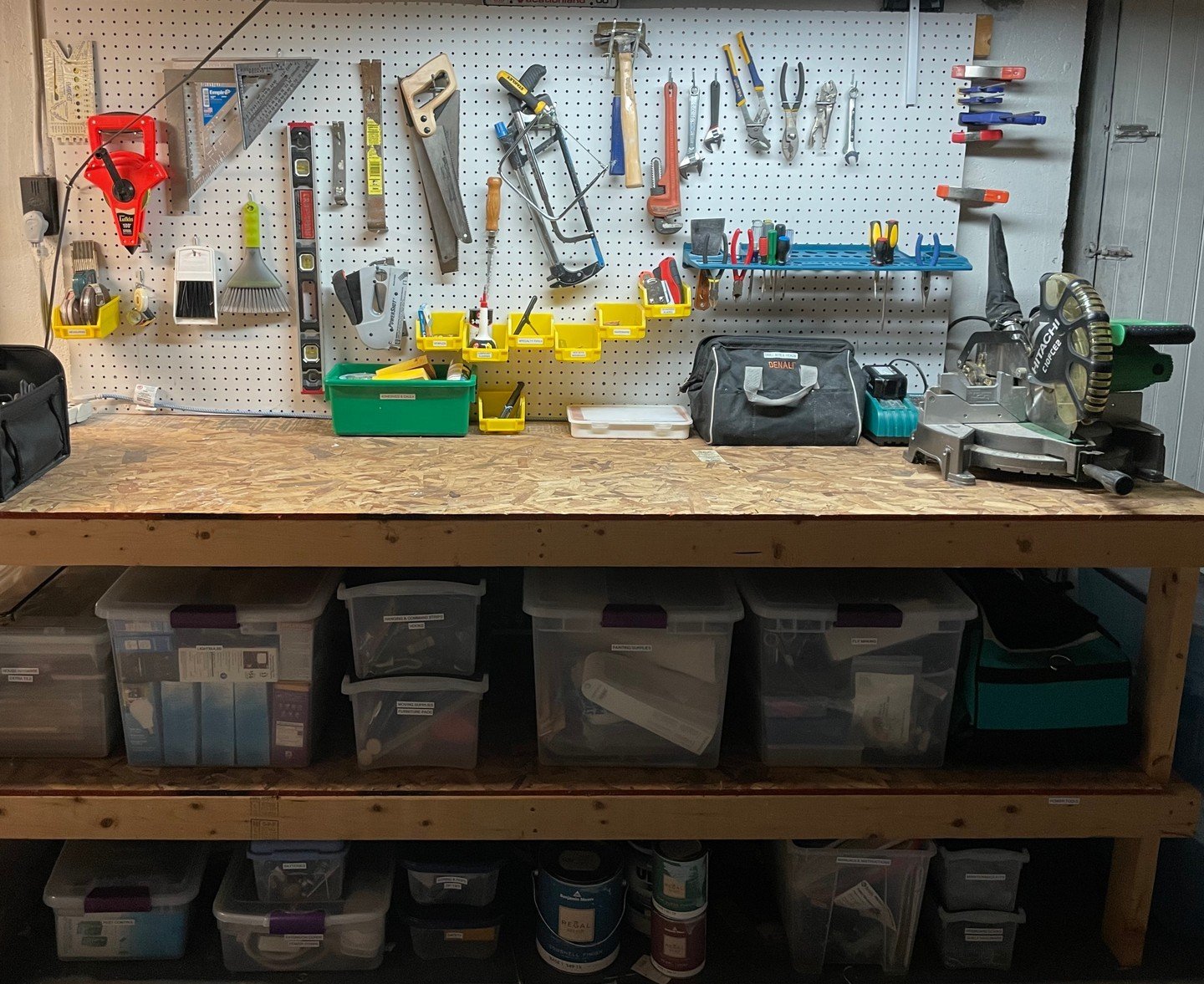 How can you organize and be eco friendly? This tool bench is one of many organizing projects without any new product - we love to re-use! Check out our latest blog post for more tips on how to reduce, re-use, and recycle the organized way ♻️🌎