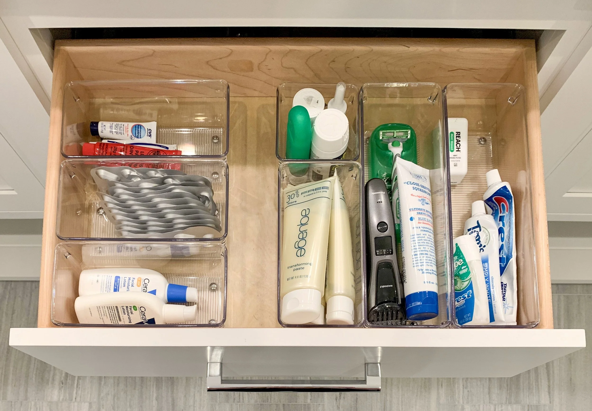 bathroom drawer 1 (a).jpg