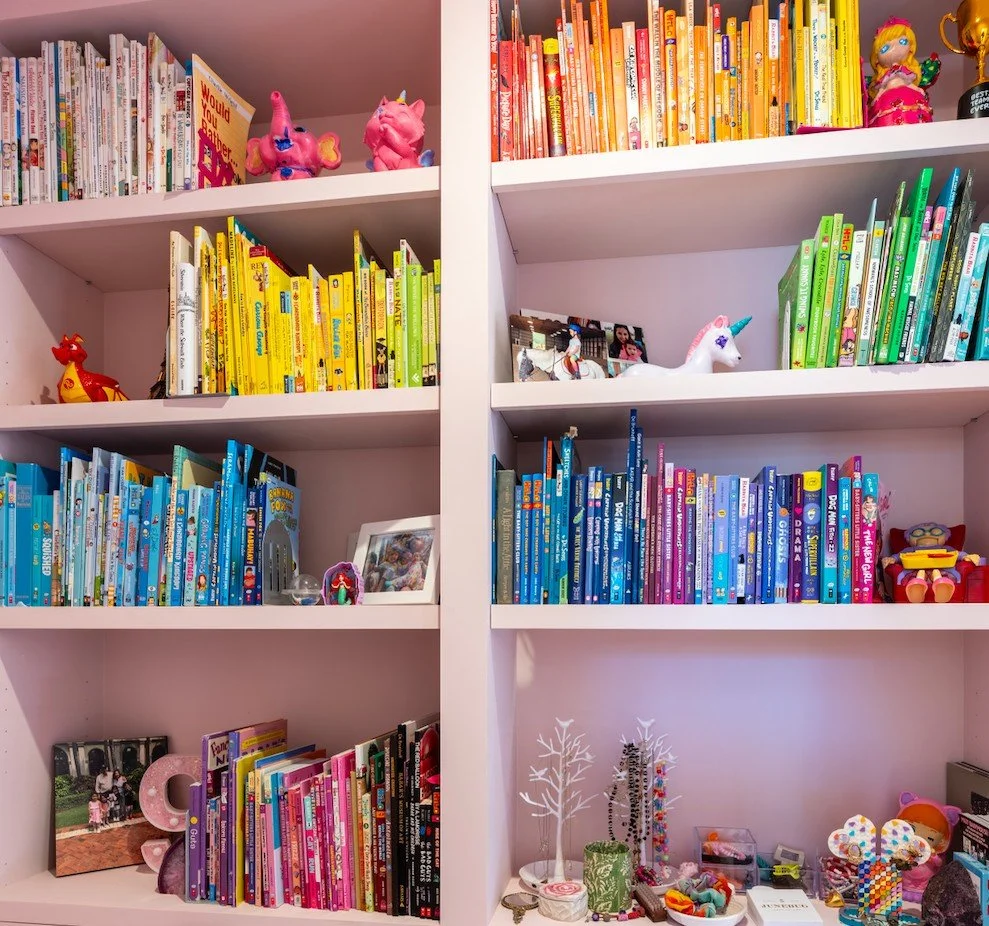 Built-in shelving comes in all shapes and sizes - and I love them all. Built-ins have a polished, tailored appearance because they&rsquo;re integrated into the architecture. And the right organizing solutions in these storage spaces can make all the 