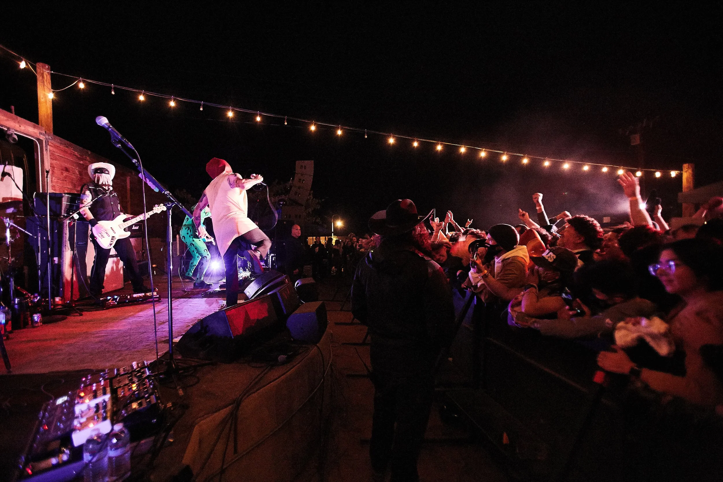 IDLES103121_WADE_15.jpg