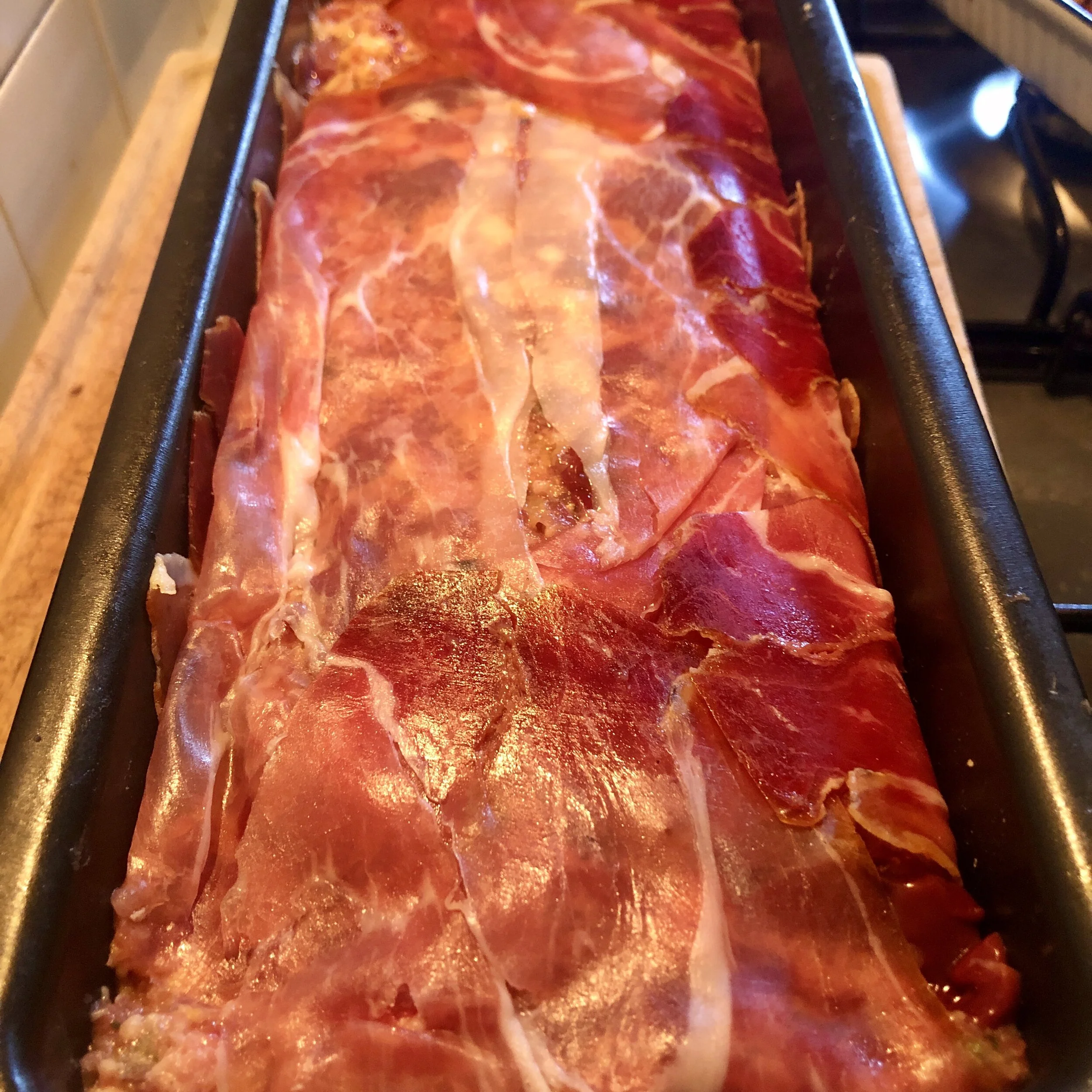 seal with prosciutto