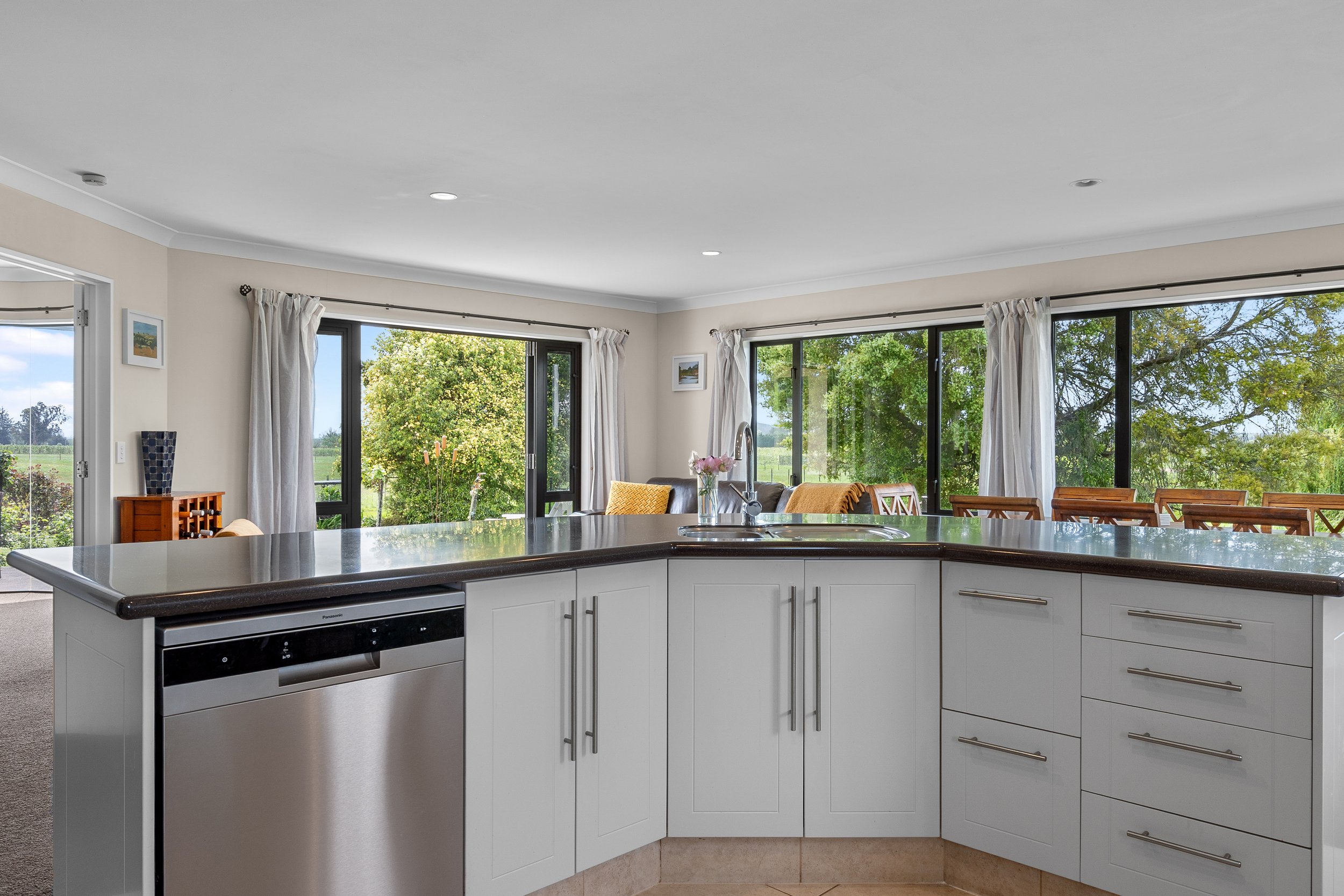 045_Open2view_ID598835-71_Waiwhero_Road.jpg