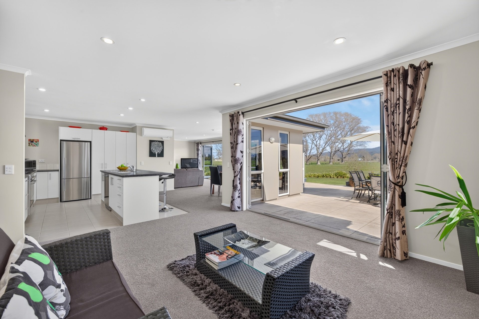 20 Goodall Rd (15 of 65)_1920px.jpg