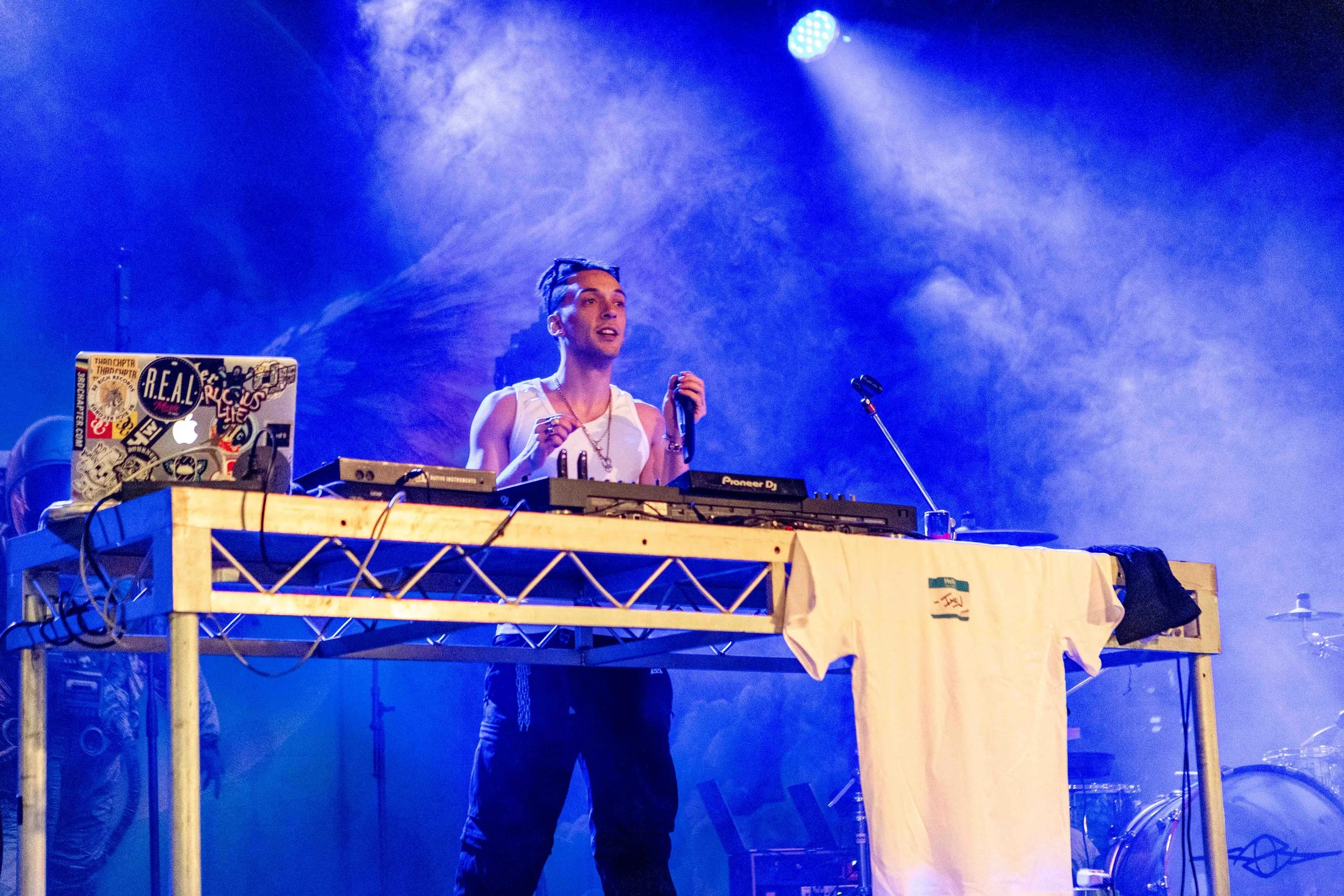 Bliss n Eso Party On The Moon 060625 SM-8100.jpg