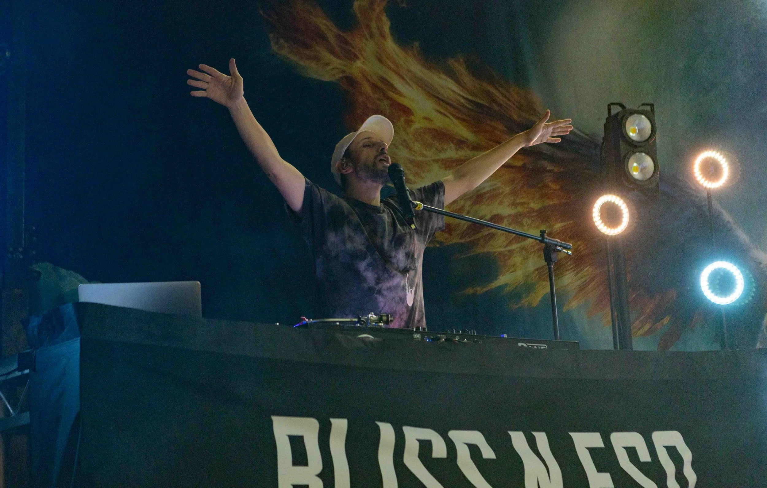 Bliss n Eso Party On The Moon 060625 SM-8773.jpg