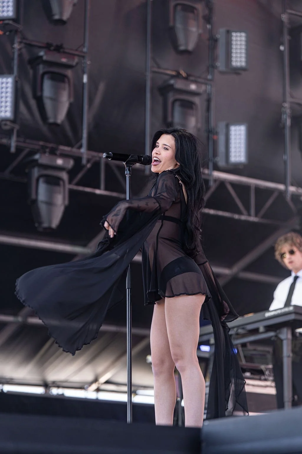 NessaBarrett-3.jpg