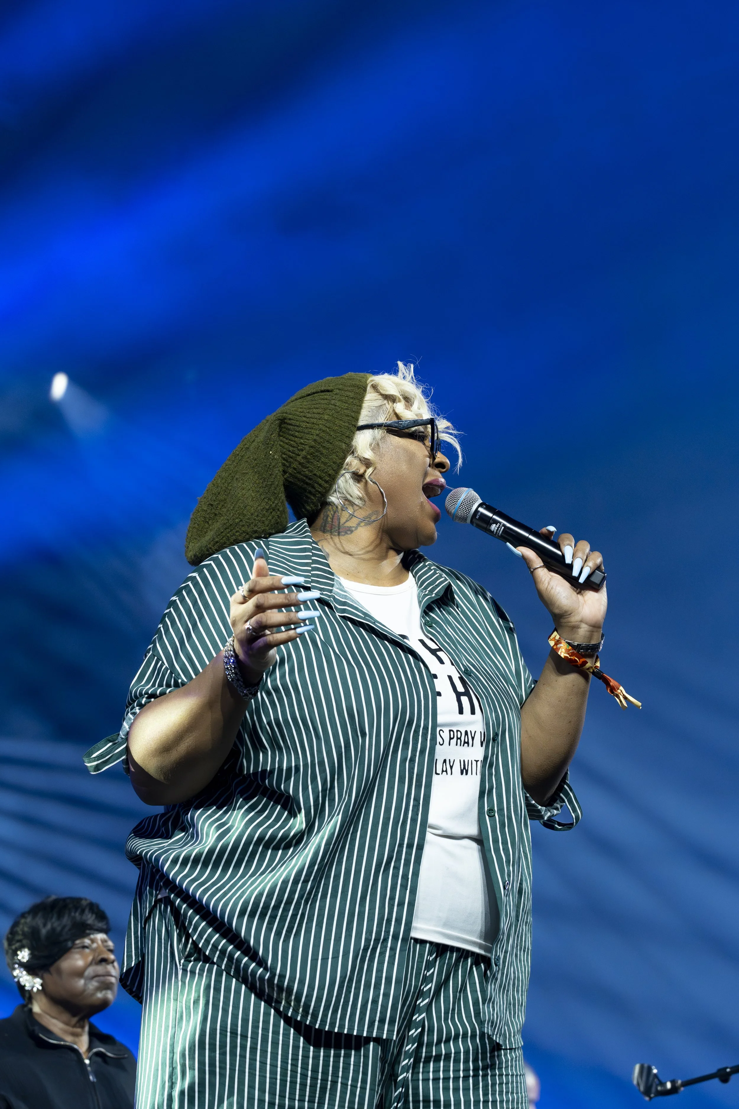 Annie & The Caldwells-4.jpg